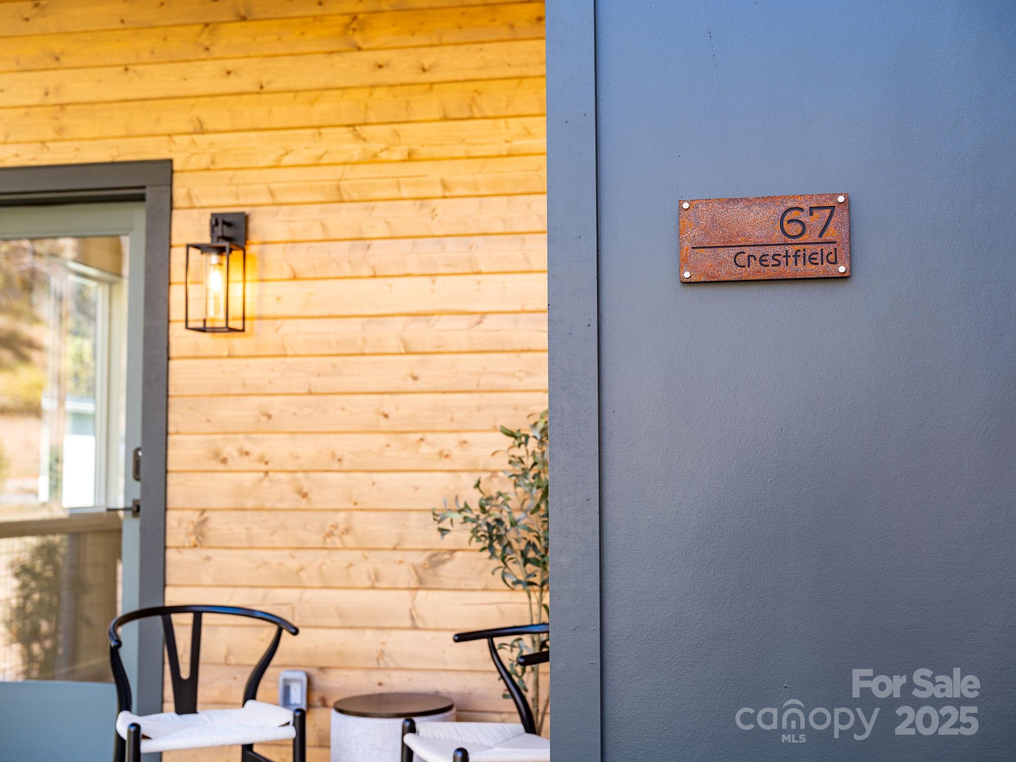 67 Crestfield Avenue