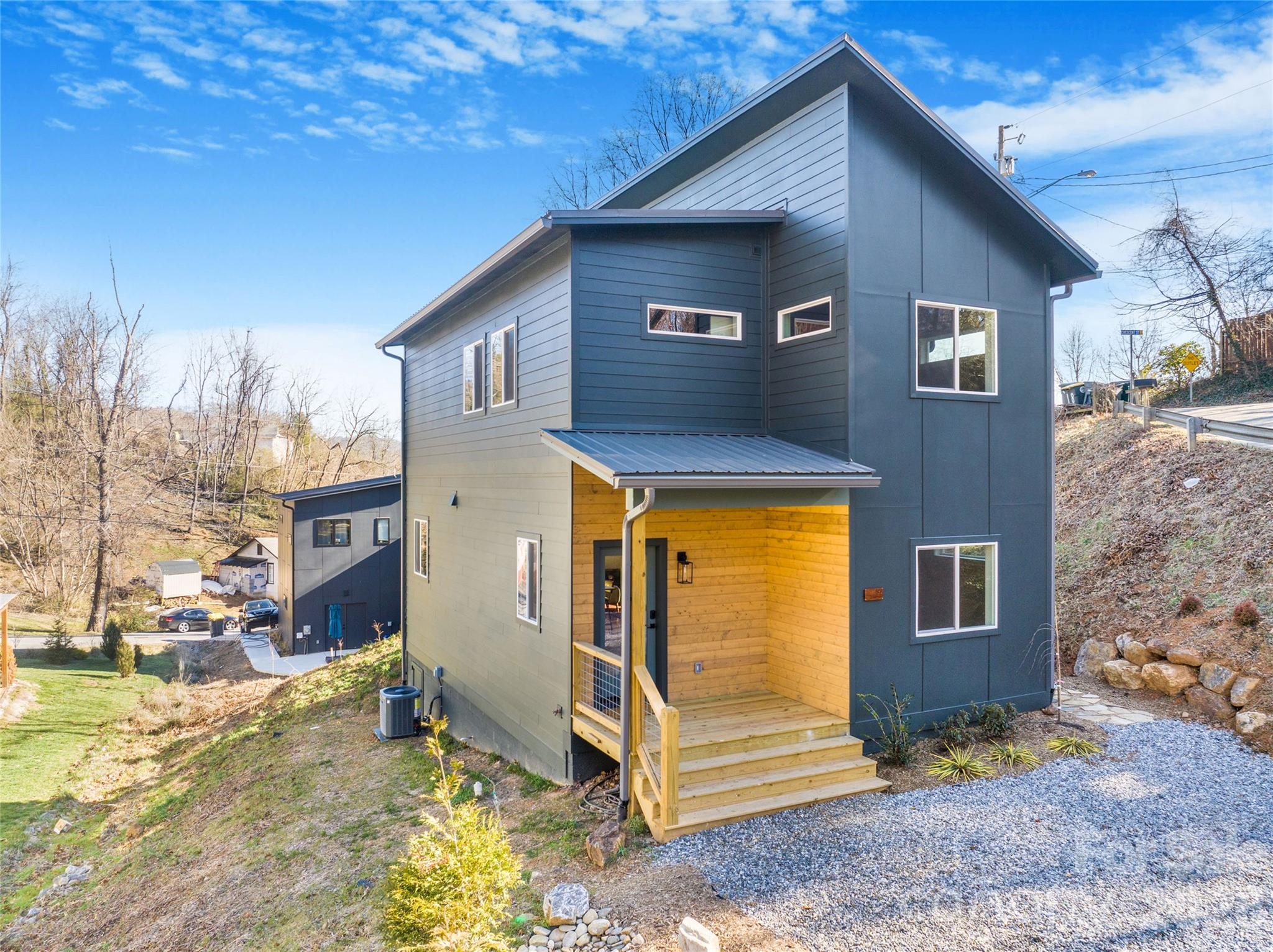 67 Crestfield Avenue