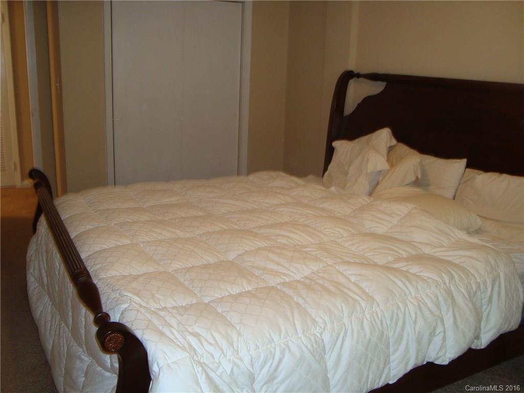 Myers Park - Residential Lease