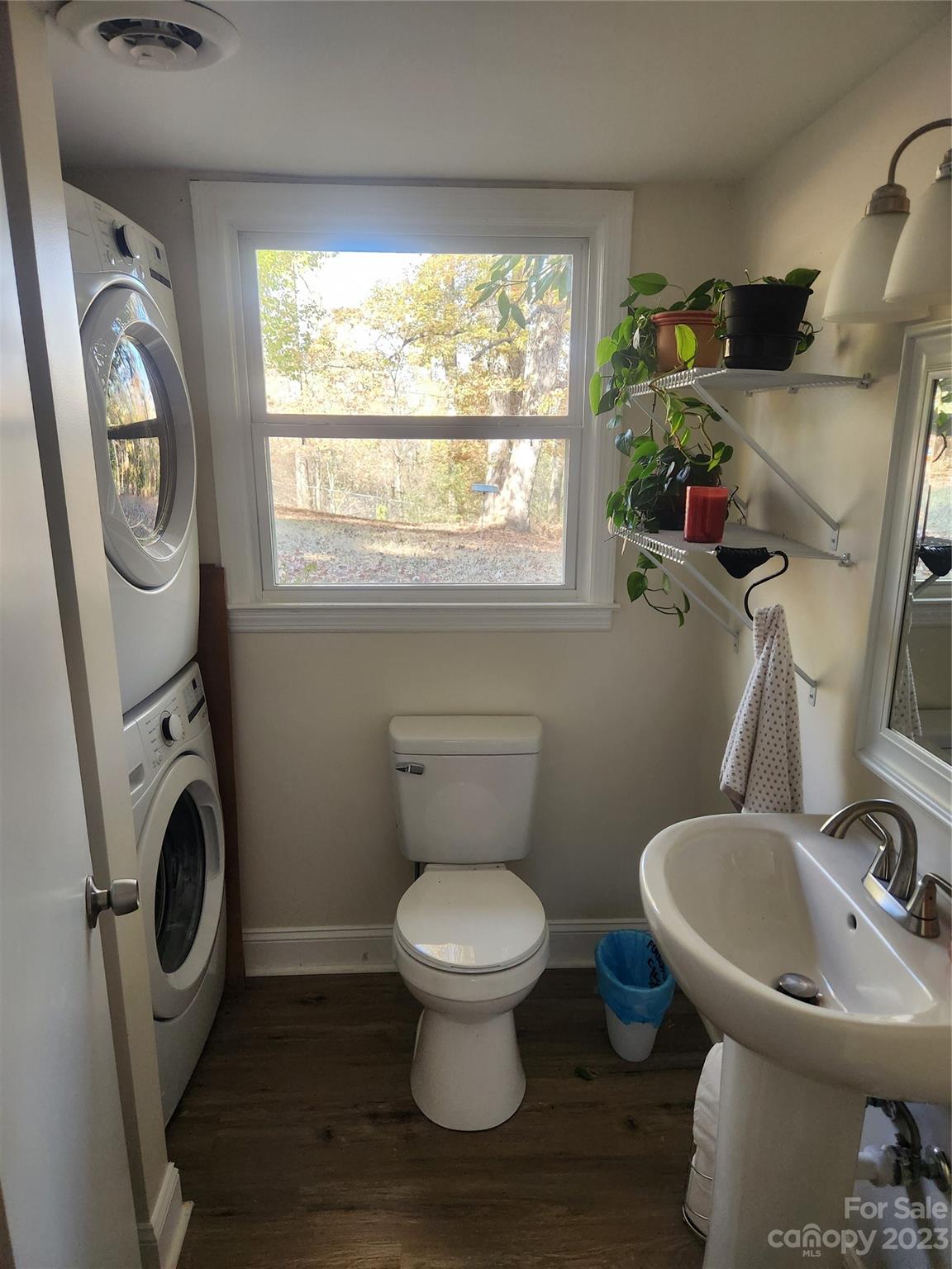 Dunwoody Acres - Residential