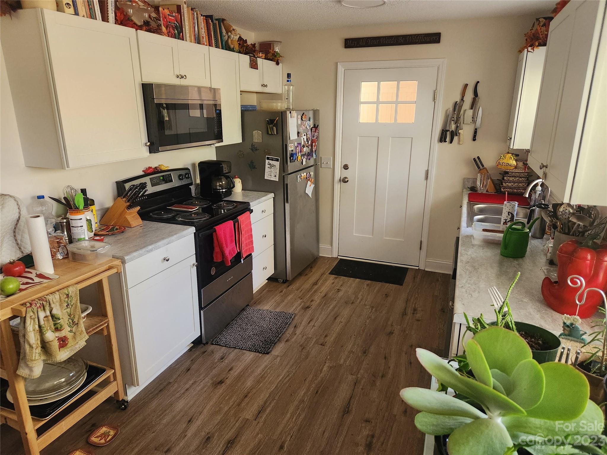 Dunwoody Acres - Residential