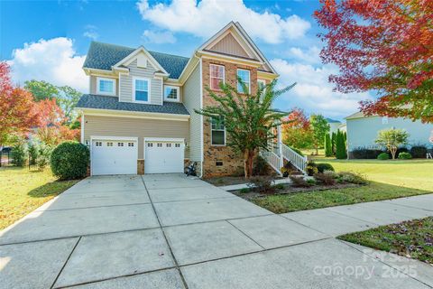 Photo of 4830 Samuel Pinckney Drive, Belmont, NC 28012 (MLS # 4316174) Photo of 4830 Samuel Pinckney Drive, Belmont, NC 28012 (MLS # 4316174)