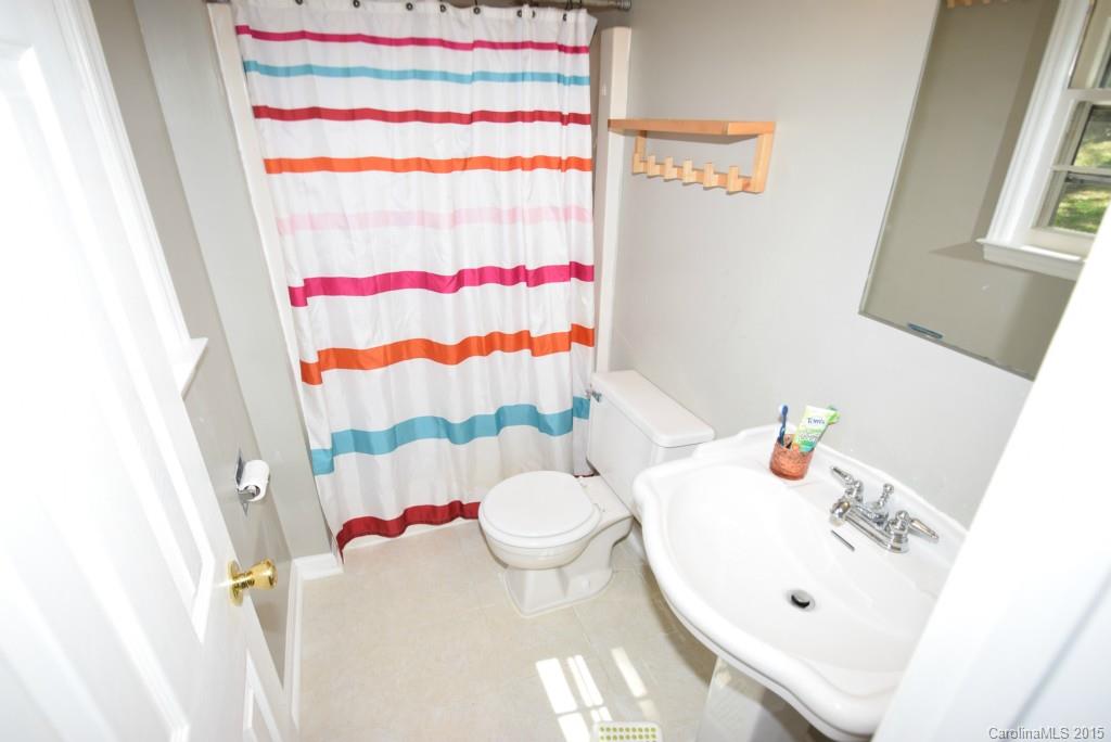 Chestnut Lake - Residential