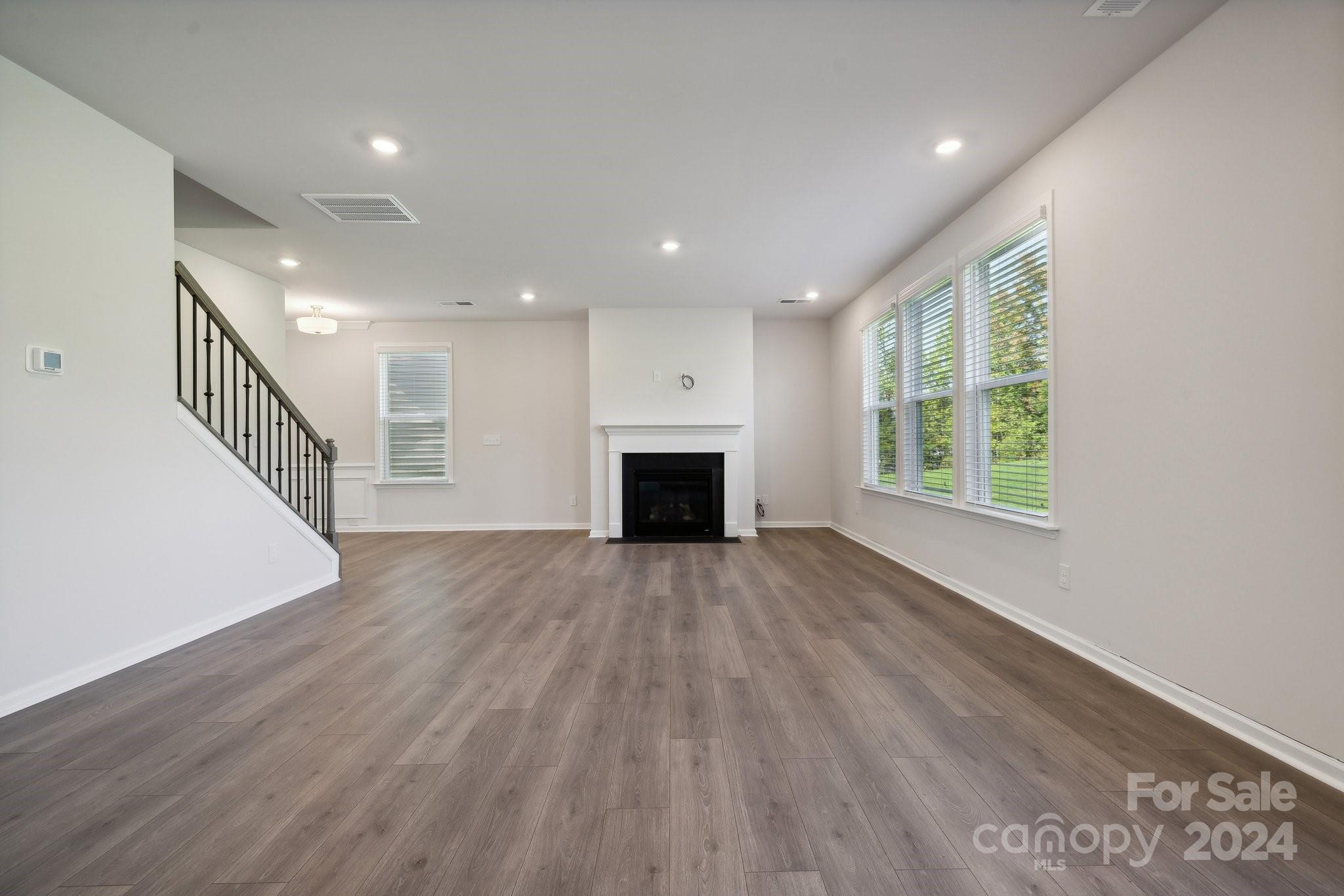 River Falls - Residential