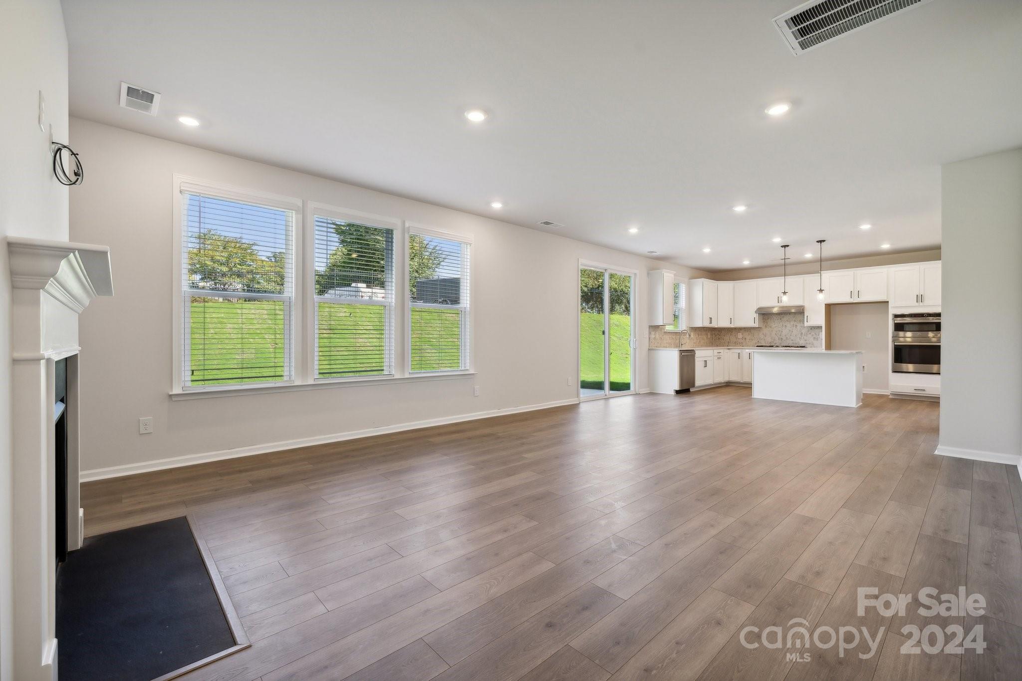 River Falls - Residential