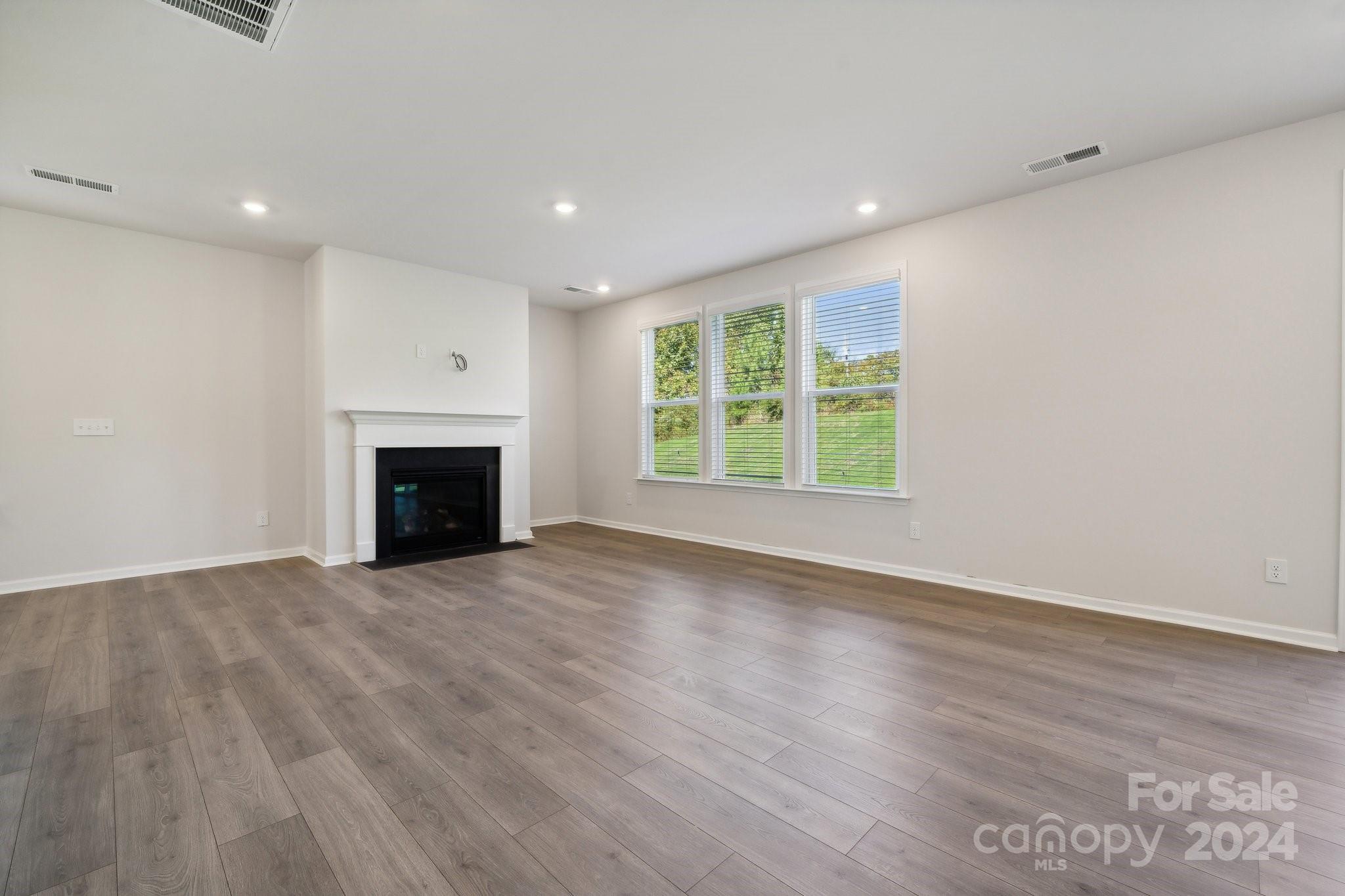 River Falls - Residential