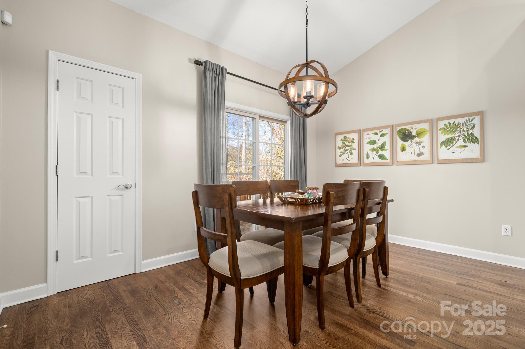 Cottages at Toms Hill - Residential