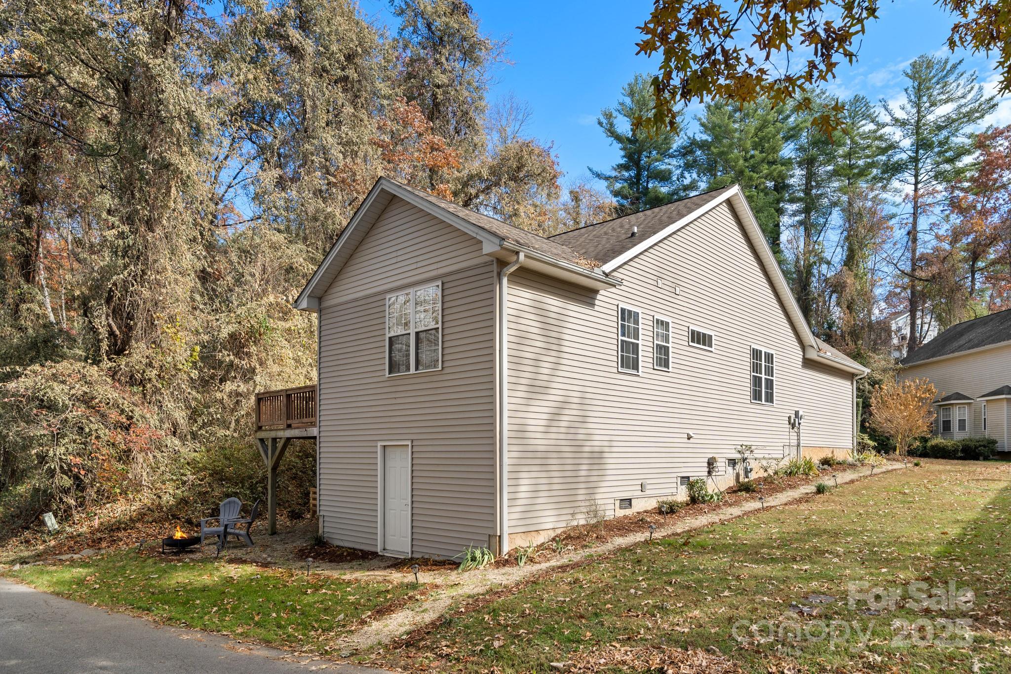 Cottages at Toms Hill - Residential