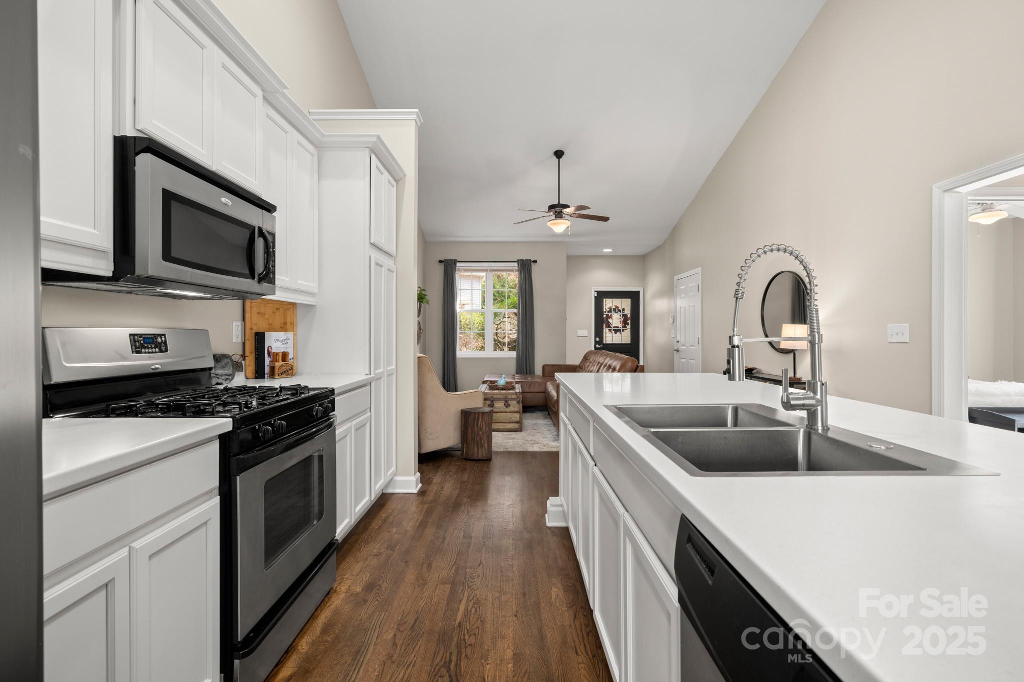 Cottages at Toms Hill - Residential