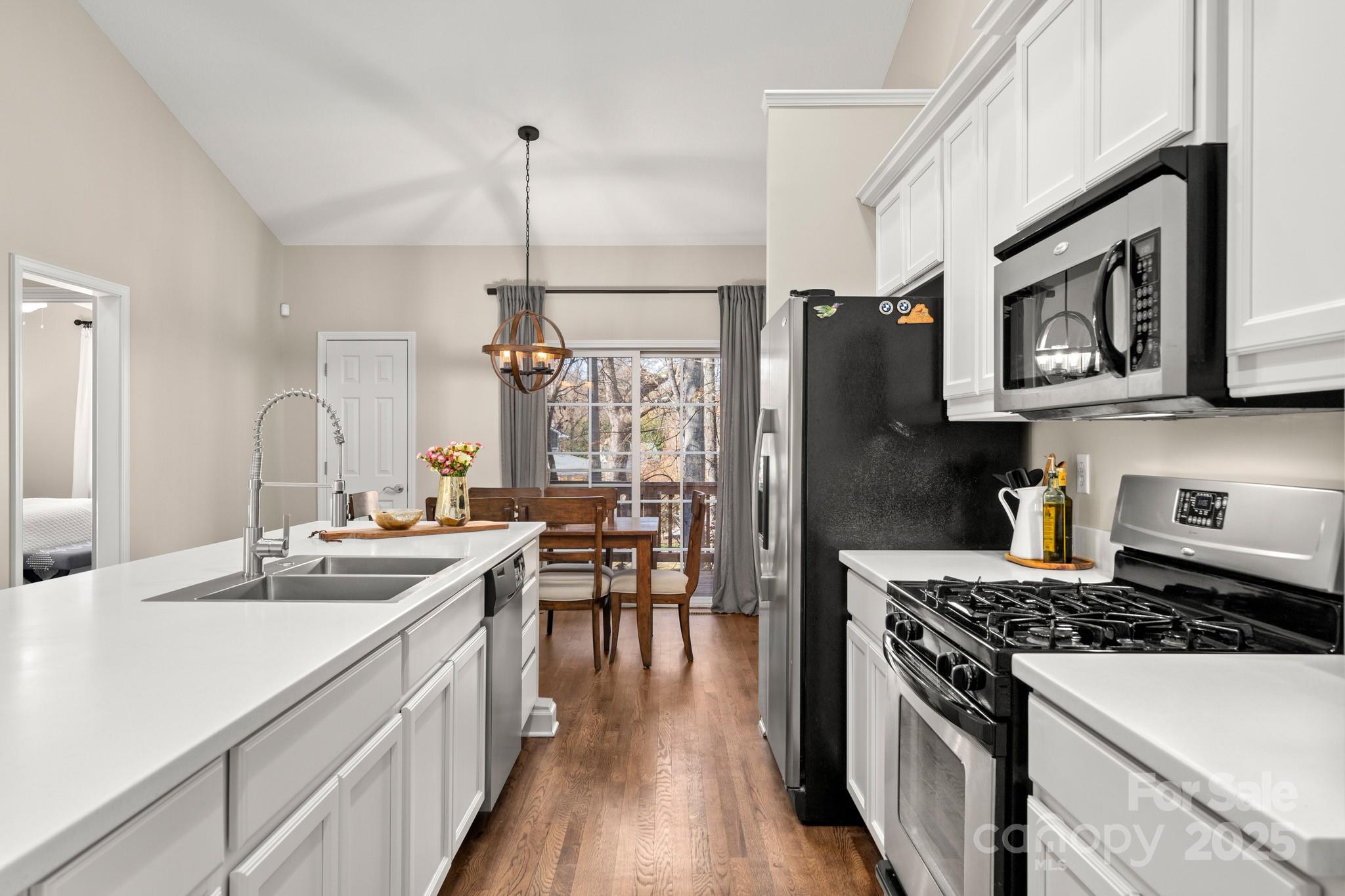 Cottages at Toms Hill - Residential