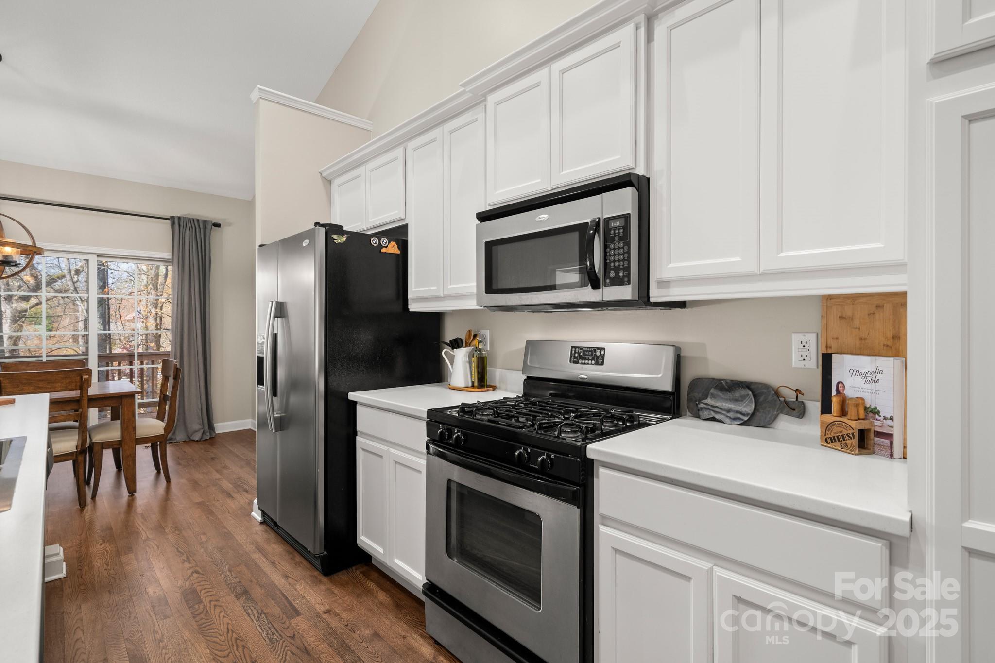 Cottages at Toms Hill - Residential