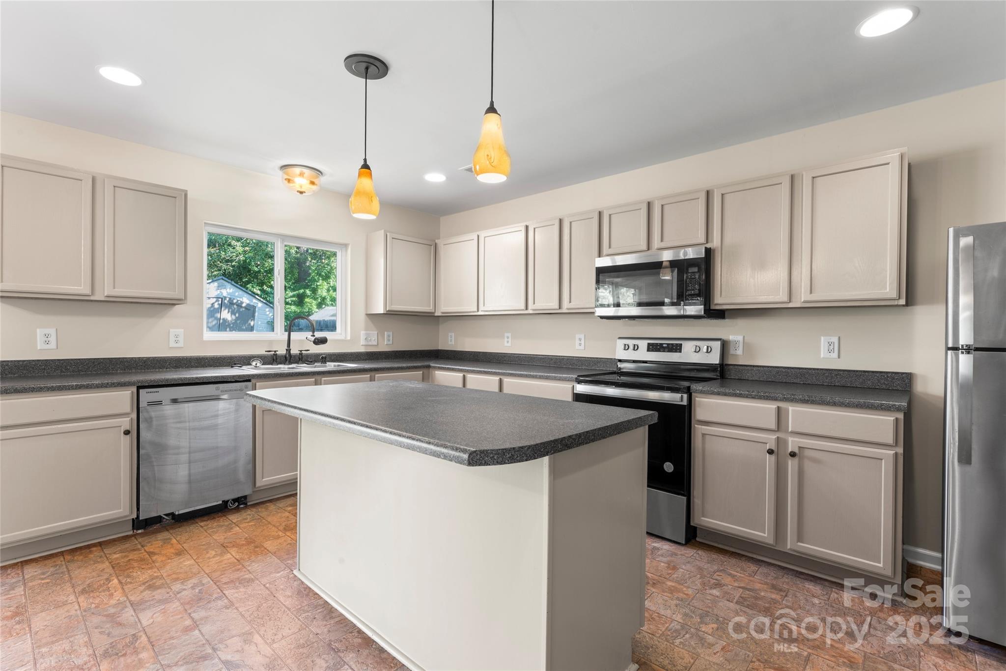 305 Lameshur Lane