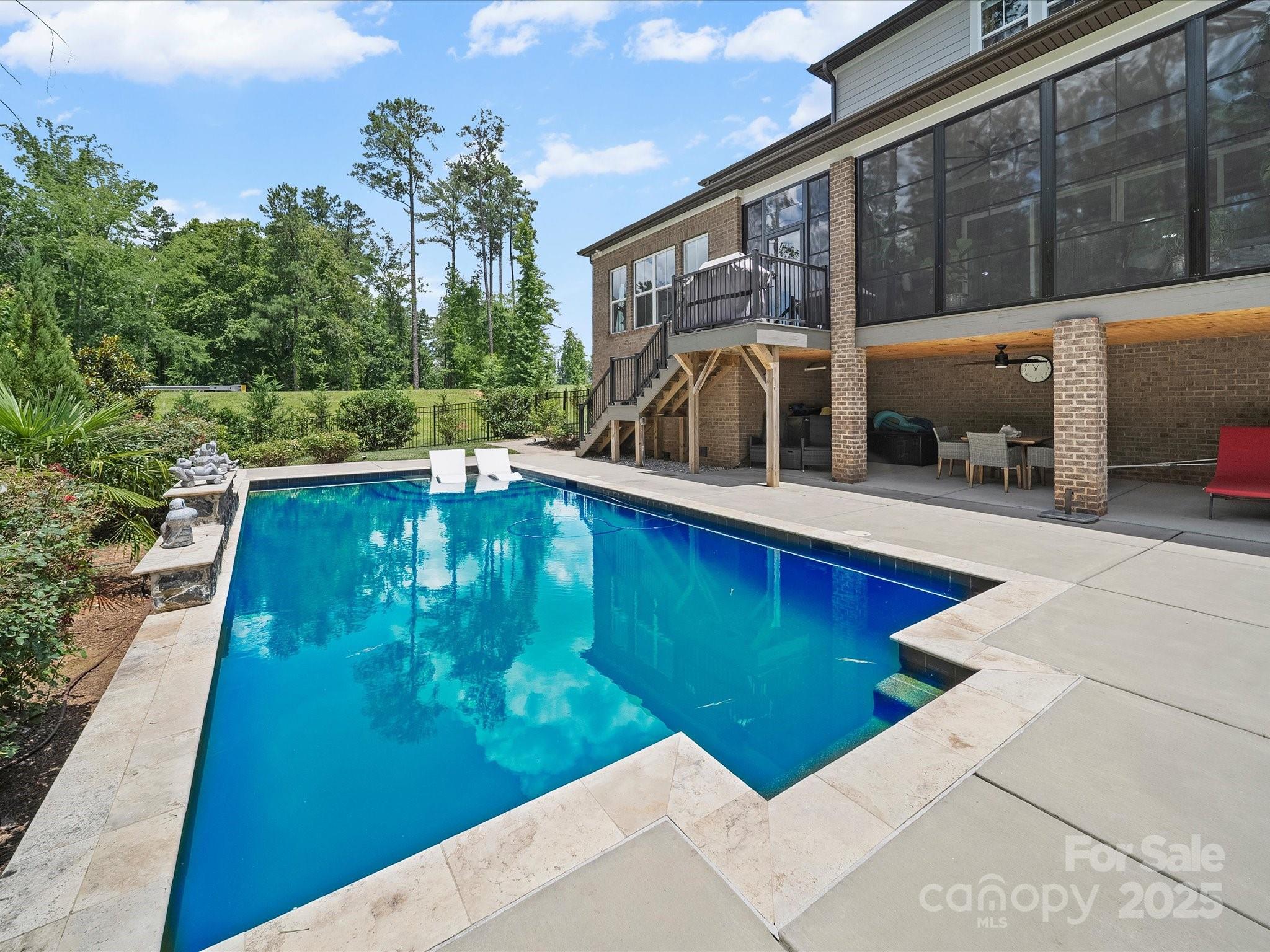 217 Turtleback Ridge