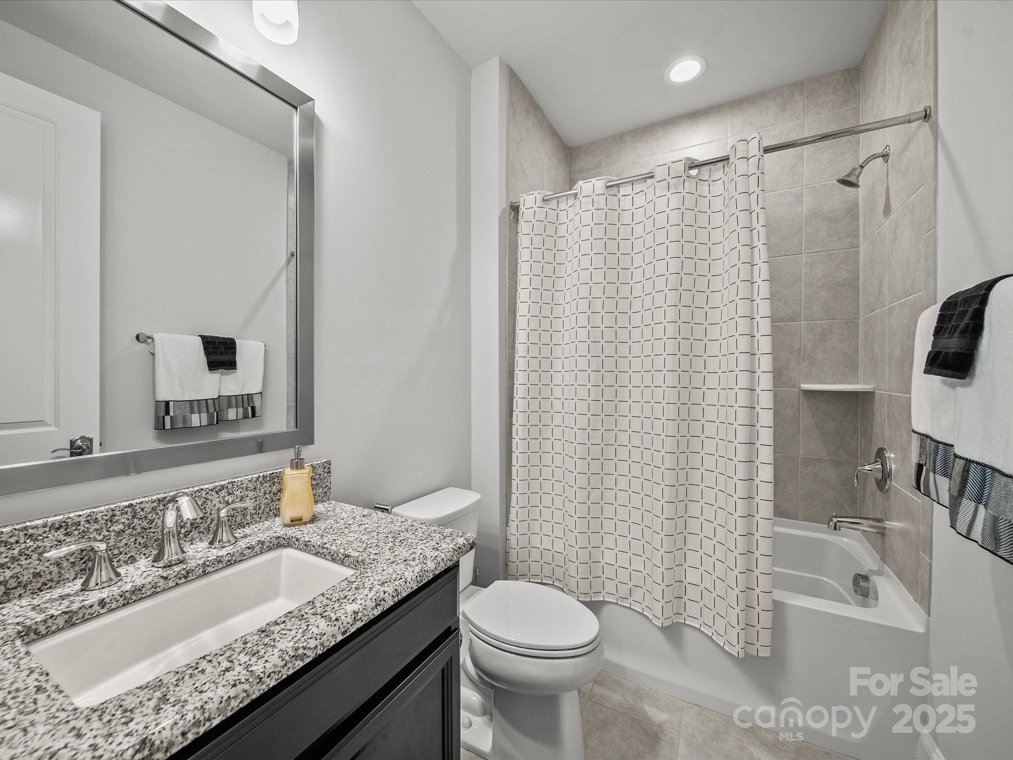 The Falls at Weddington - Residential