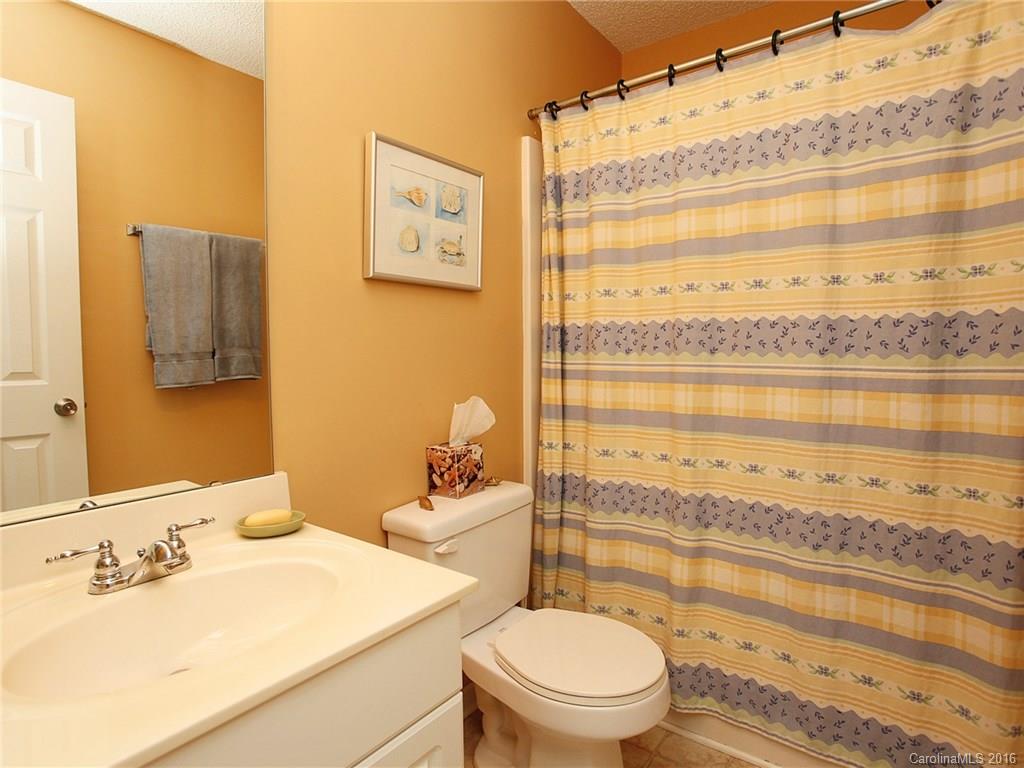 Avery Lake - Residential