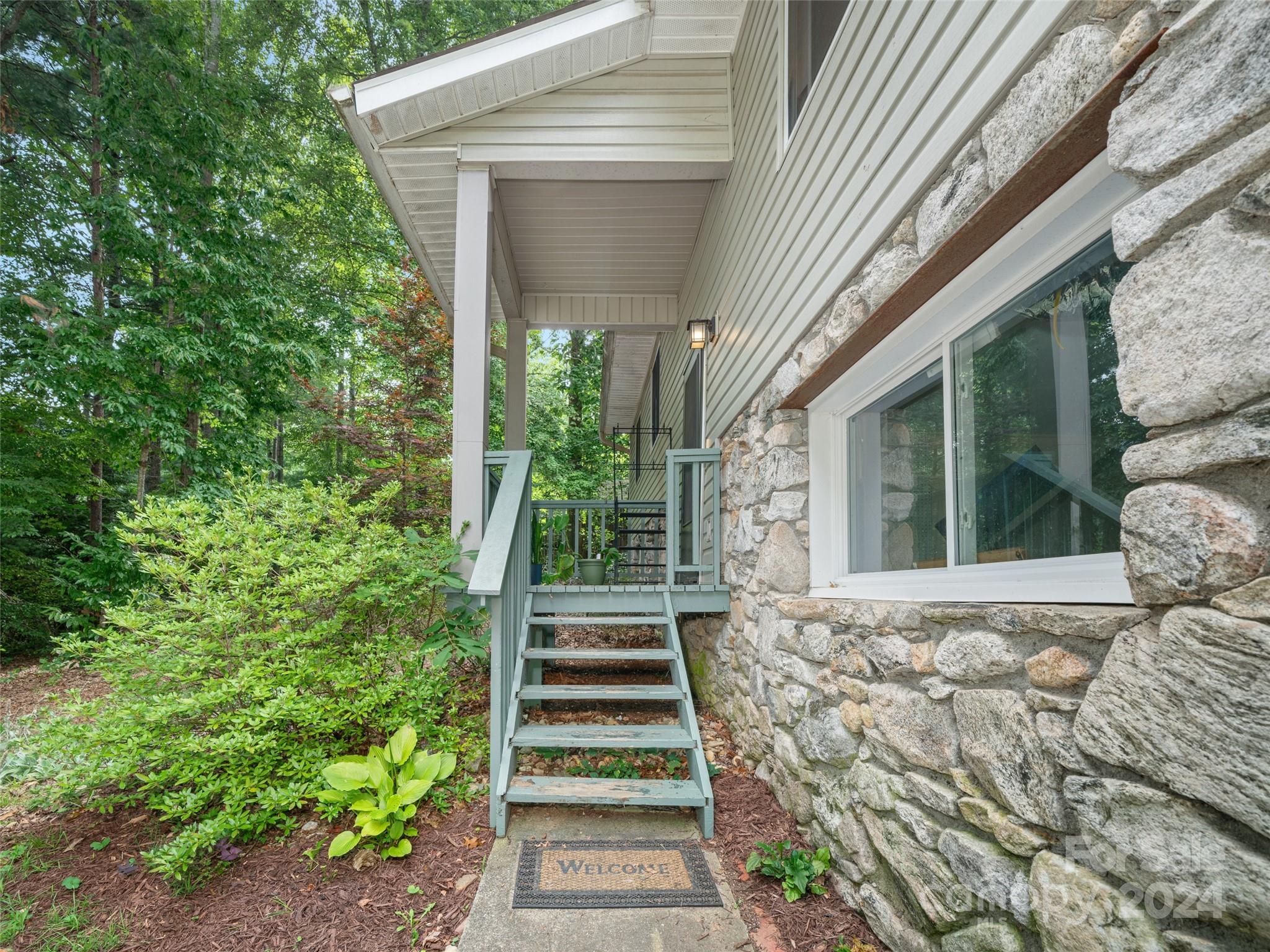 112 Charland Forest Road