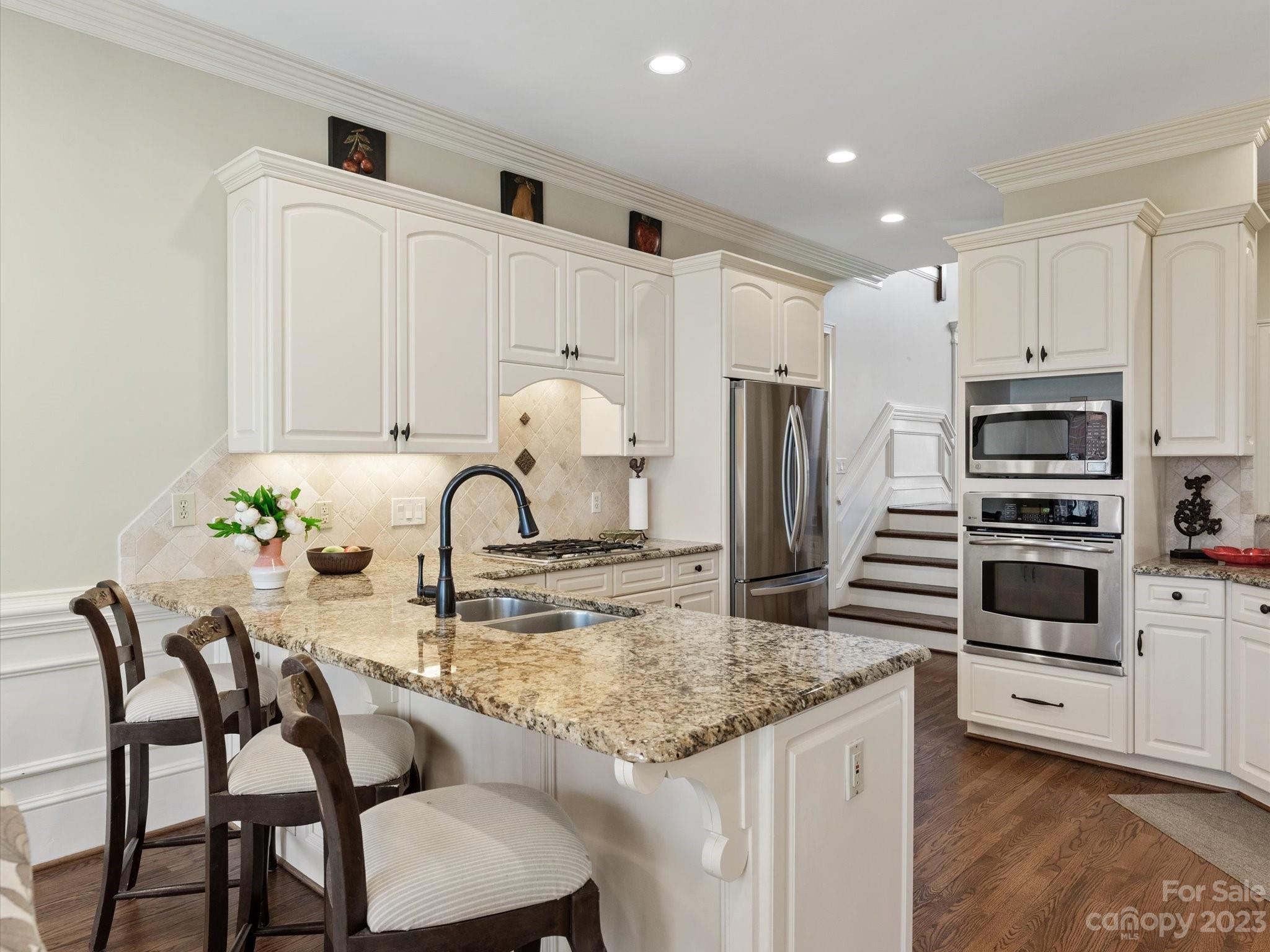 Providence Country Club - Residential