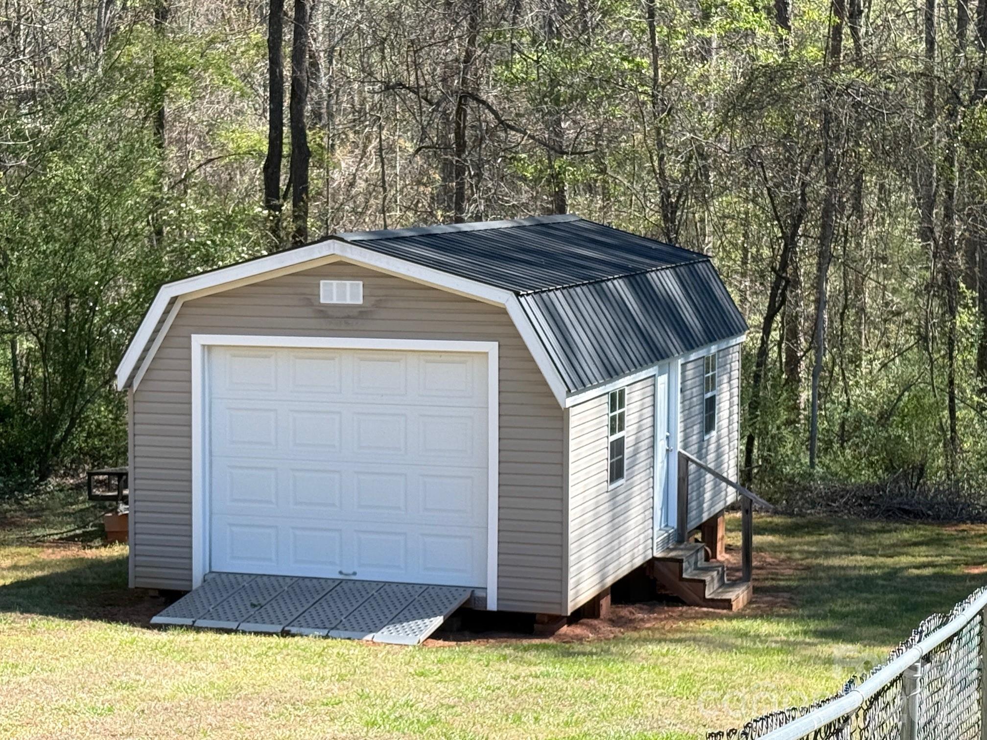 Landsdowne - Residential