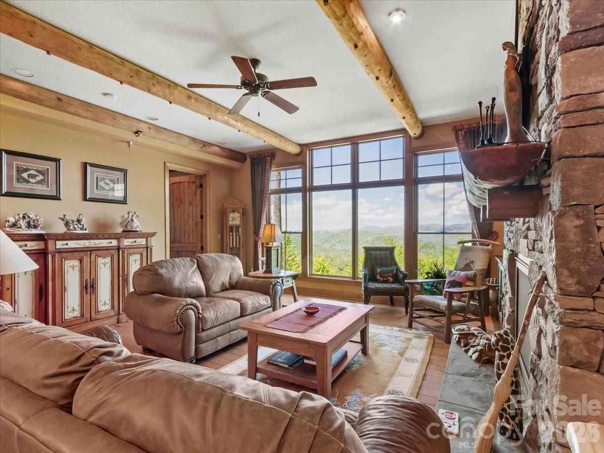 52 Logging Horse Road A/102