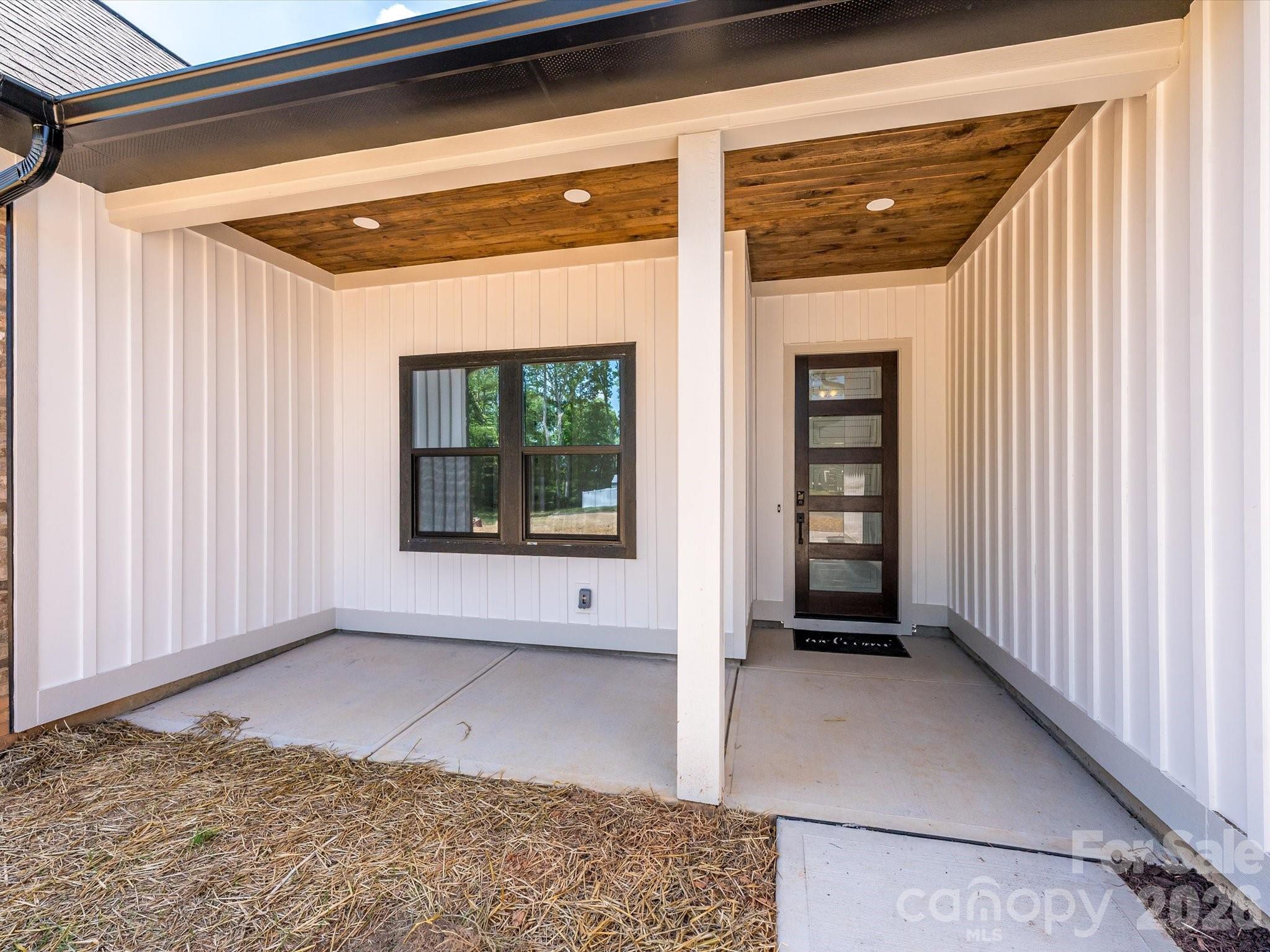 1012 Harrogate Drive