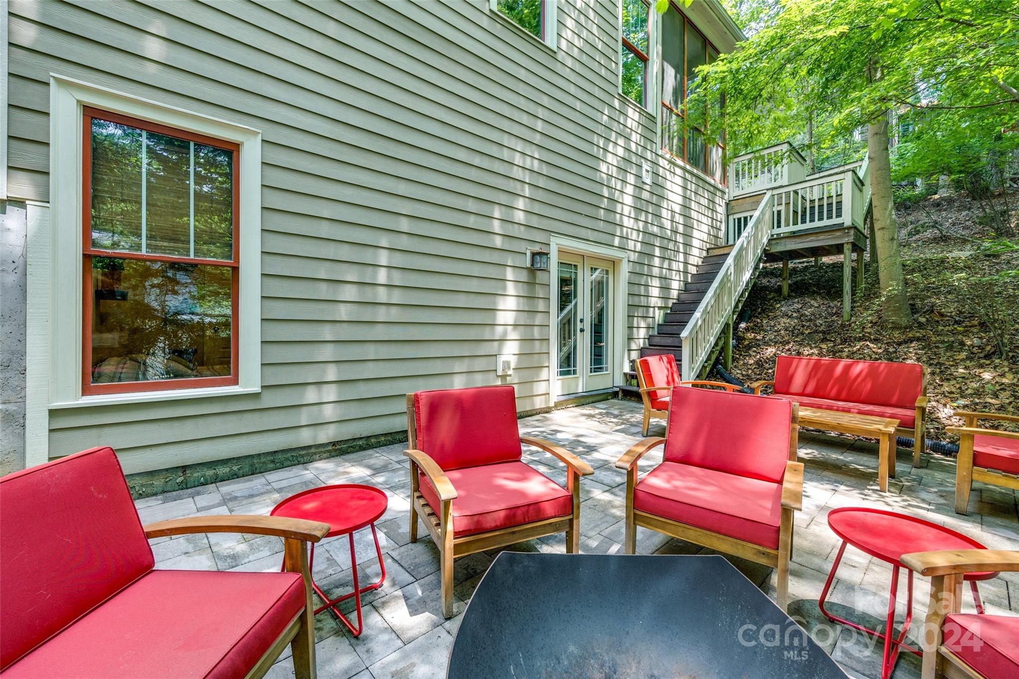 Tega Cay - Residential