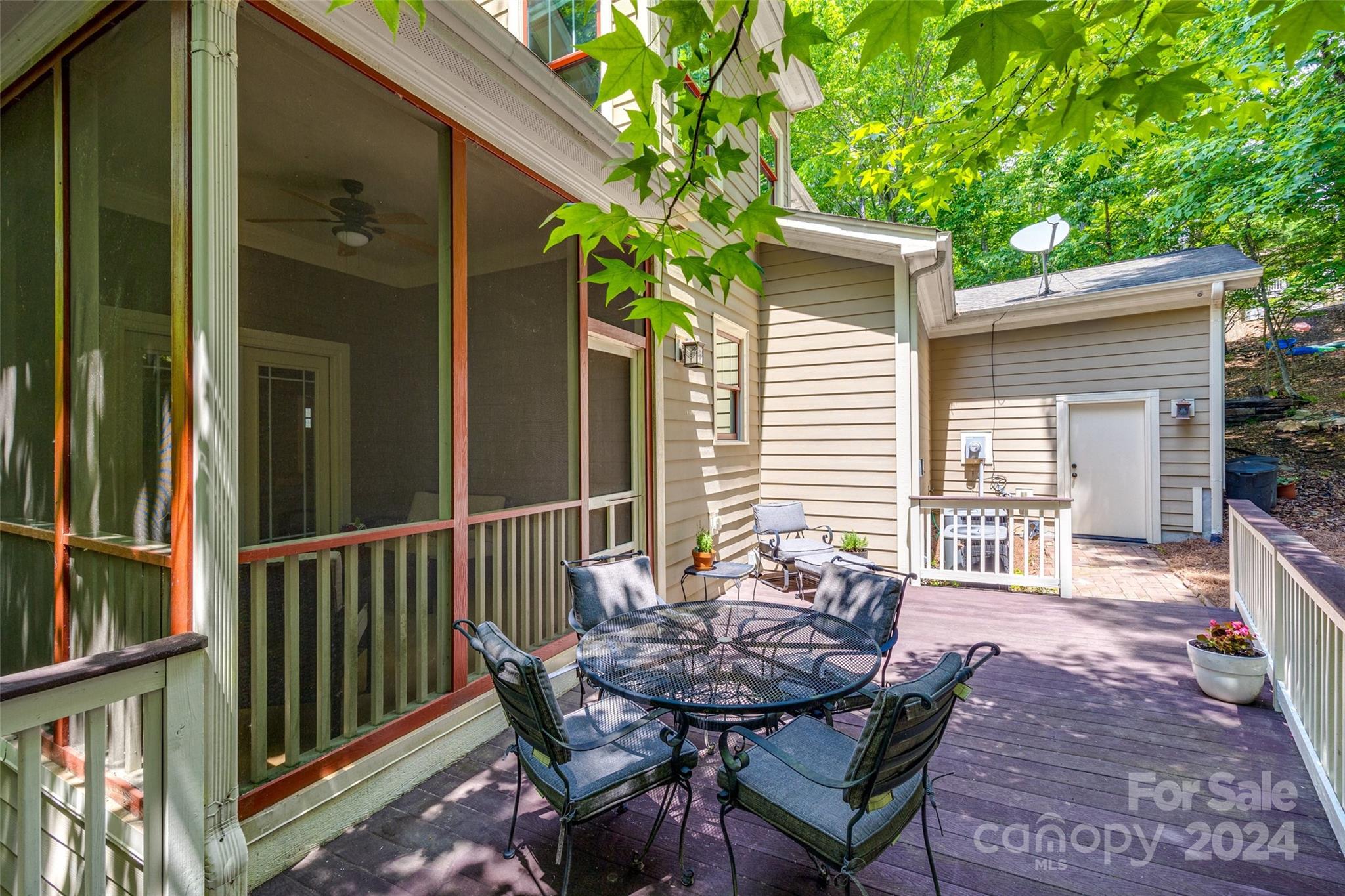 Tega Cay - Residential