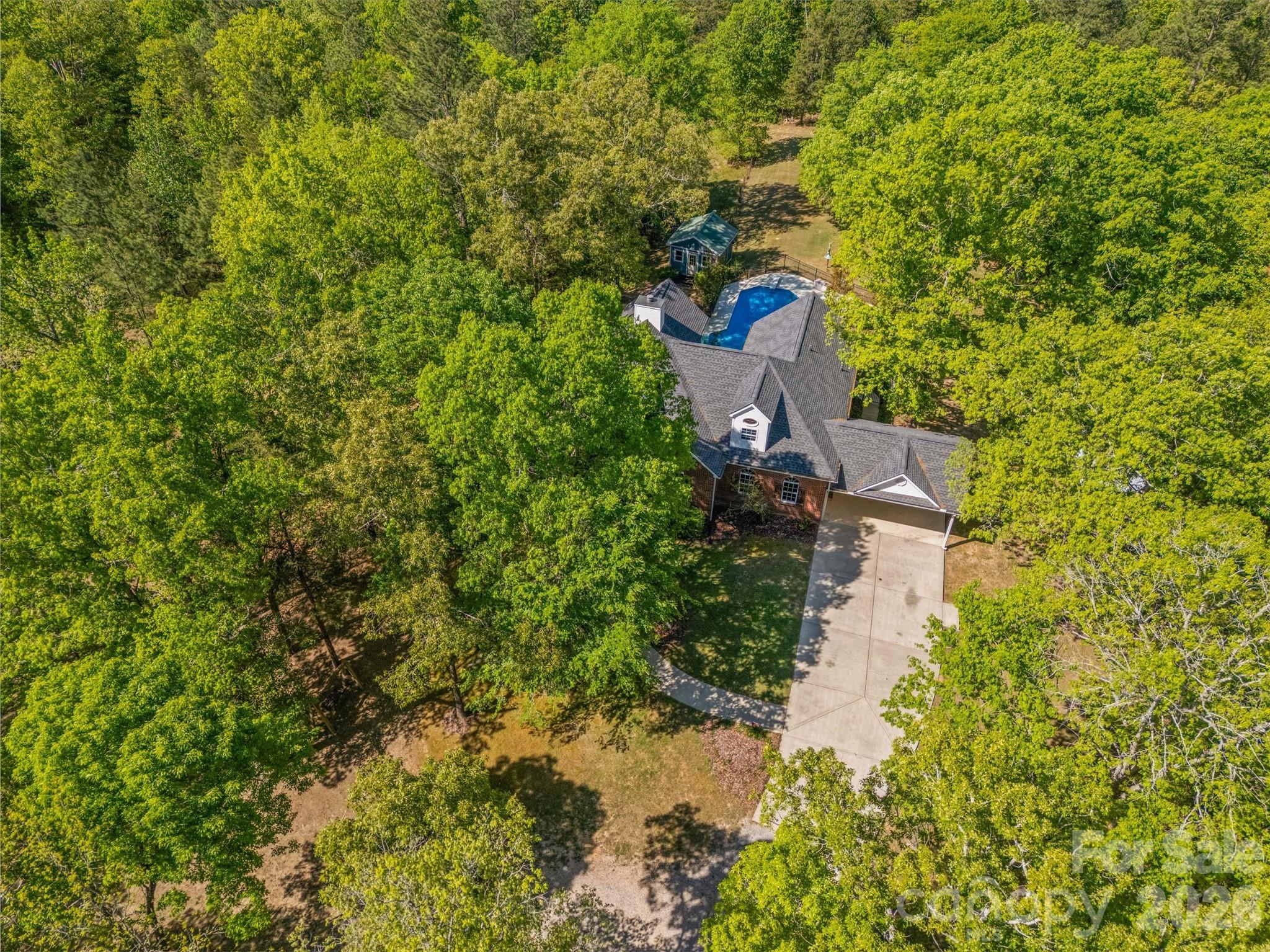 Huntington Oaks - Residential