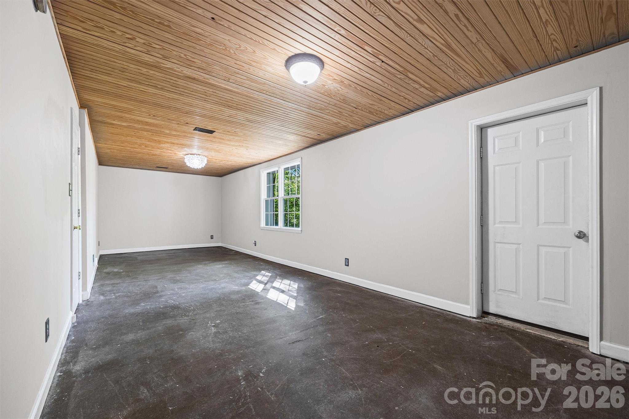 Huntington Oaks - Residential