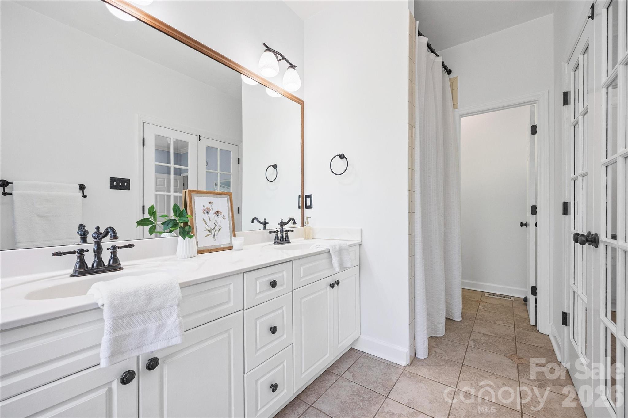 Huntington Oaks - Residential