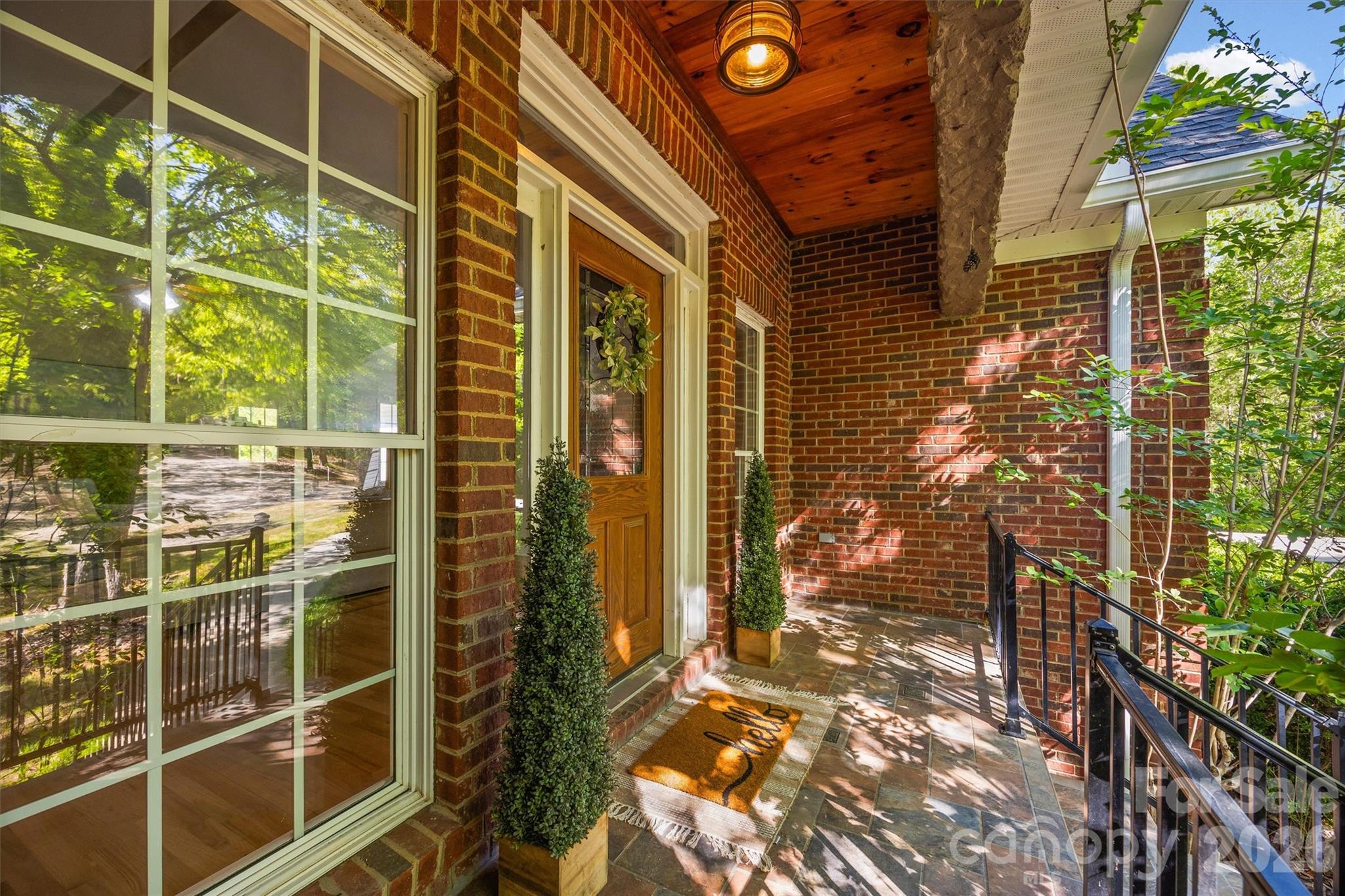 Huntington Oaks - Residential