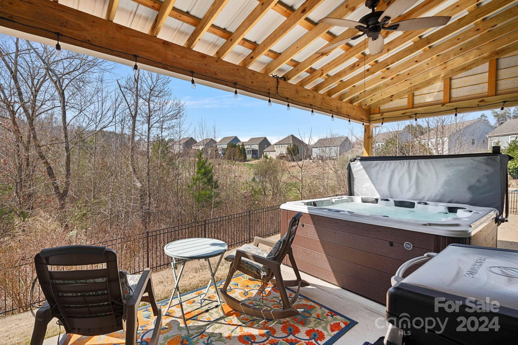 The Pinnacle at Handsmill - Residential