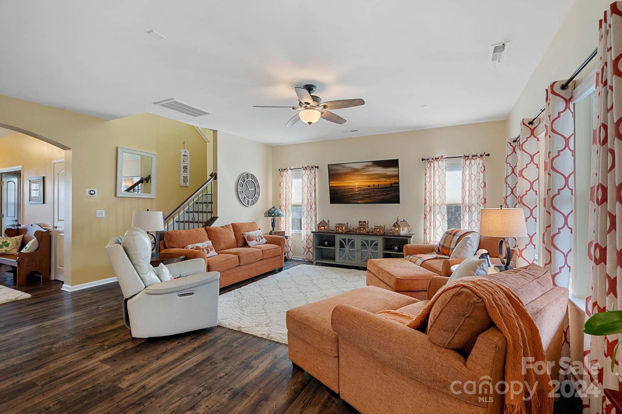 The Pinnacle at Handsmill - Residential