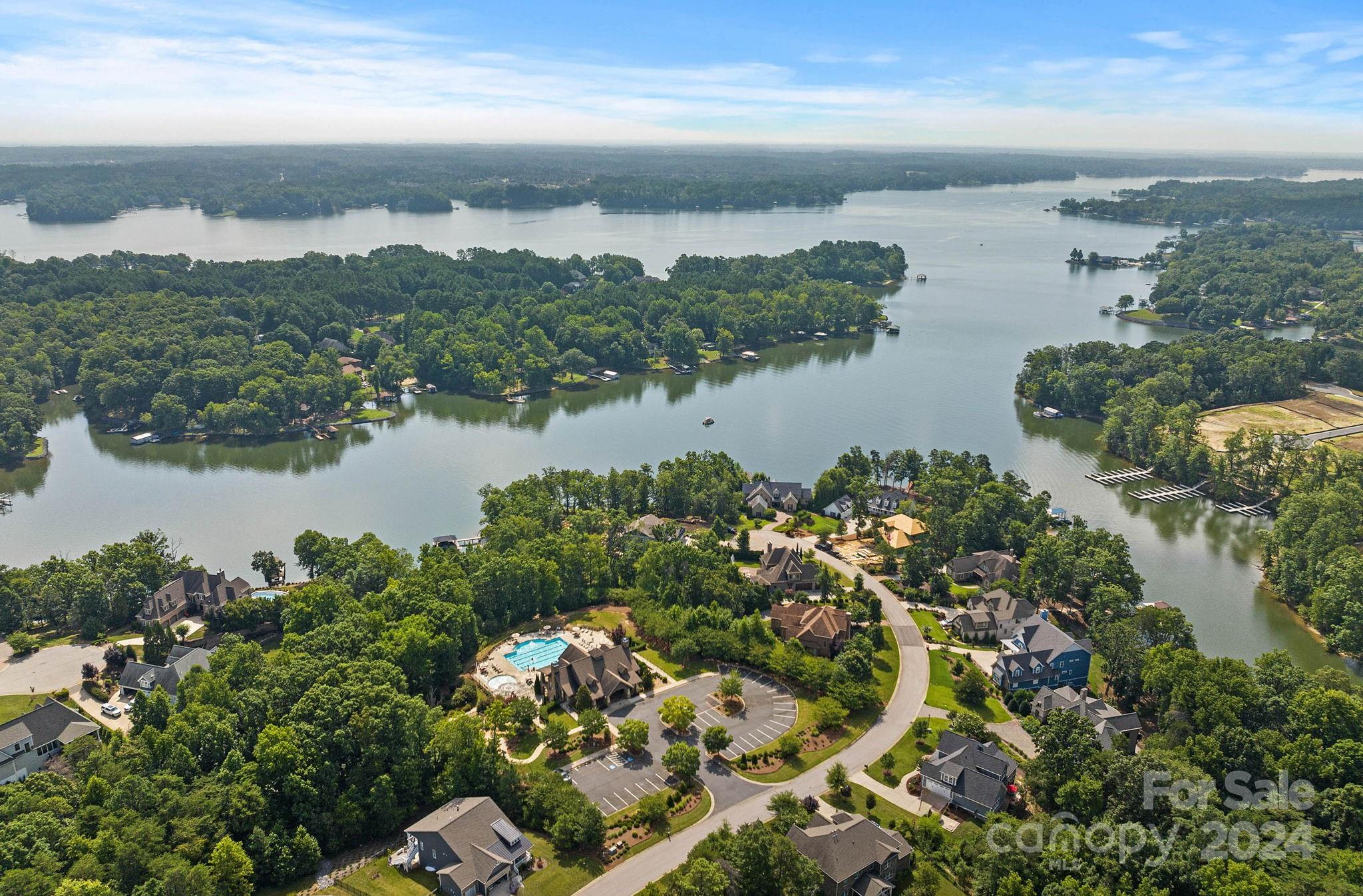 The Pinnacle at Handsmill - Residential