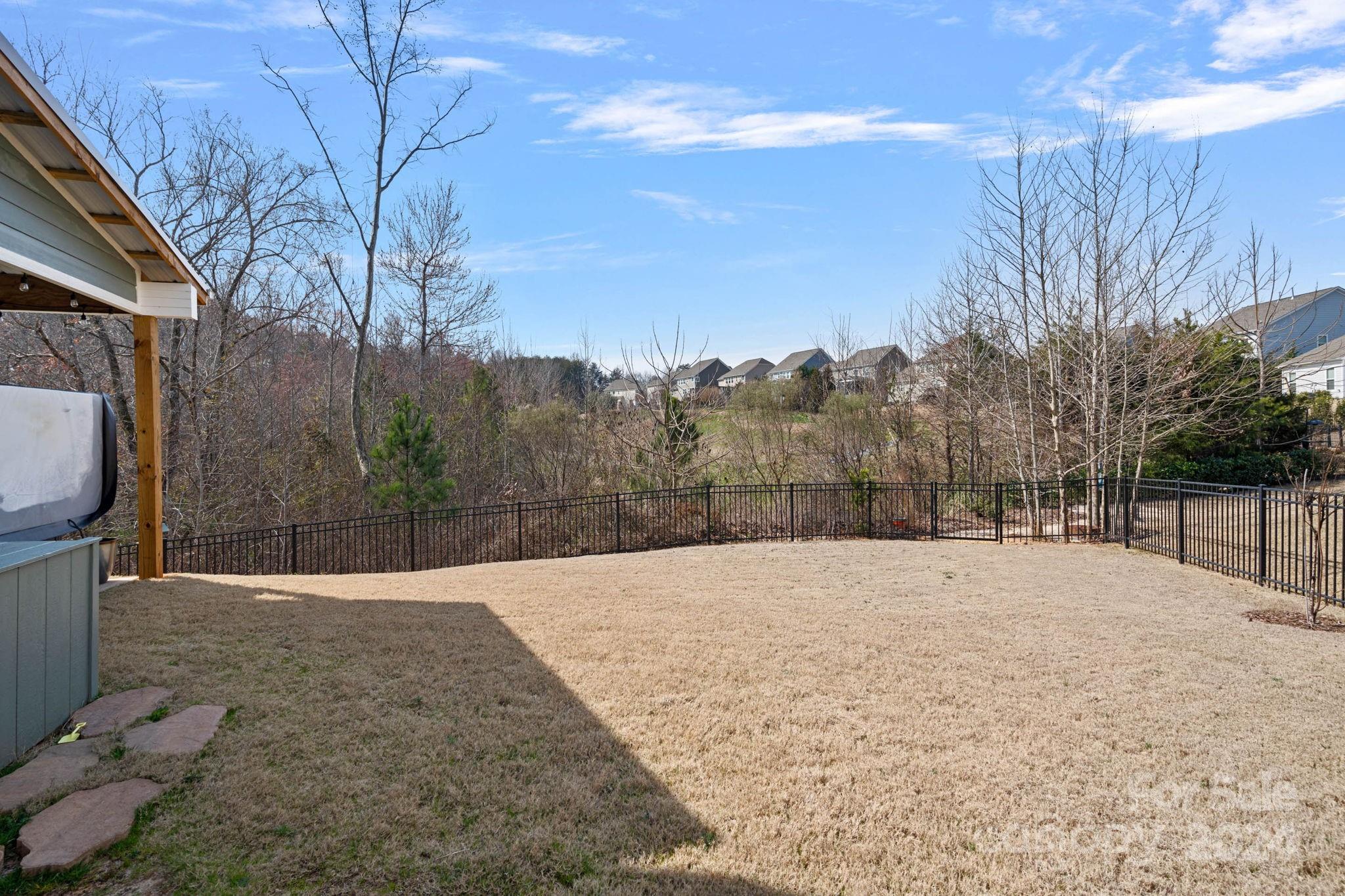 The Pinnacle at Handsmill - Residential