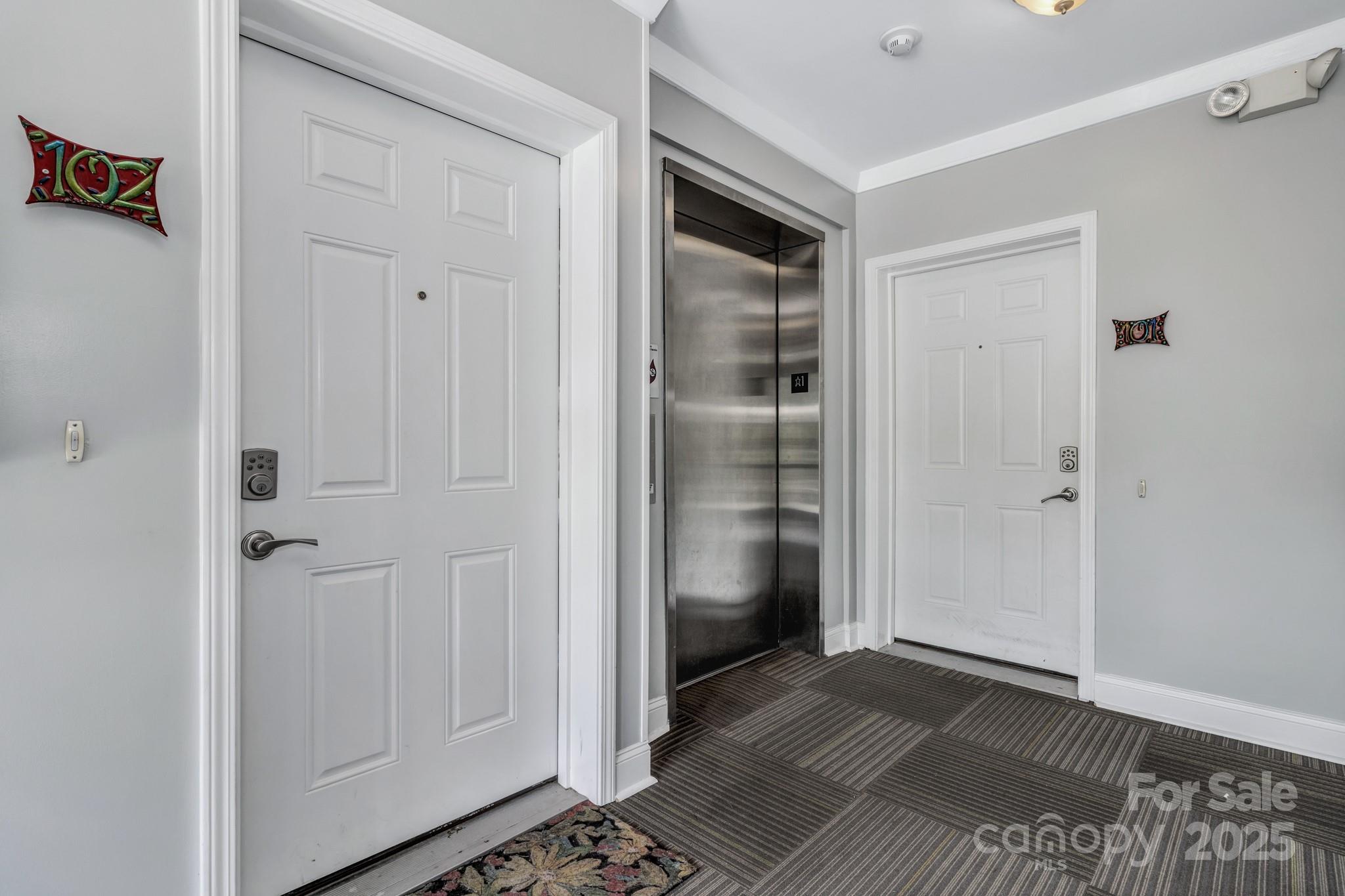 400 Skyloft Drive 102