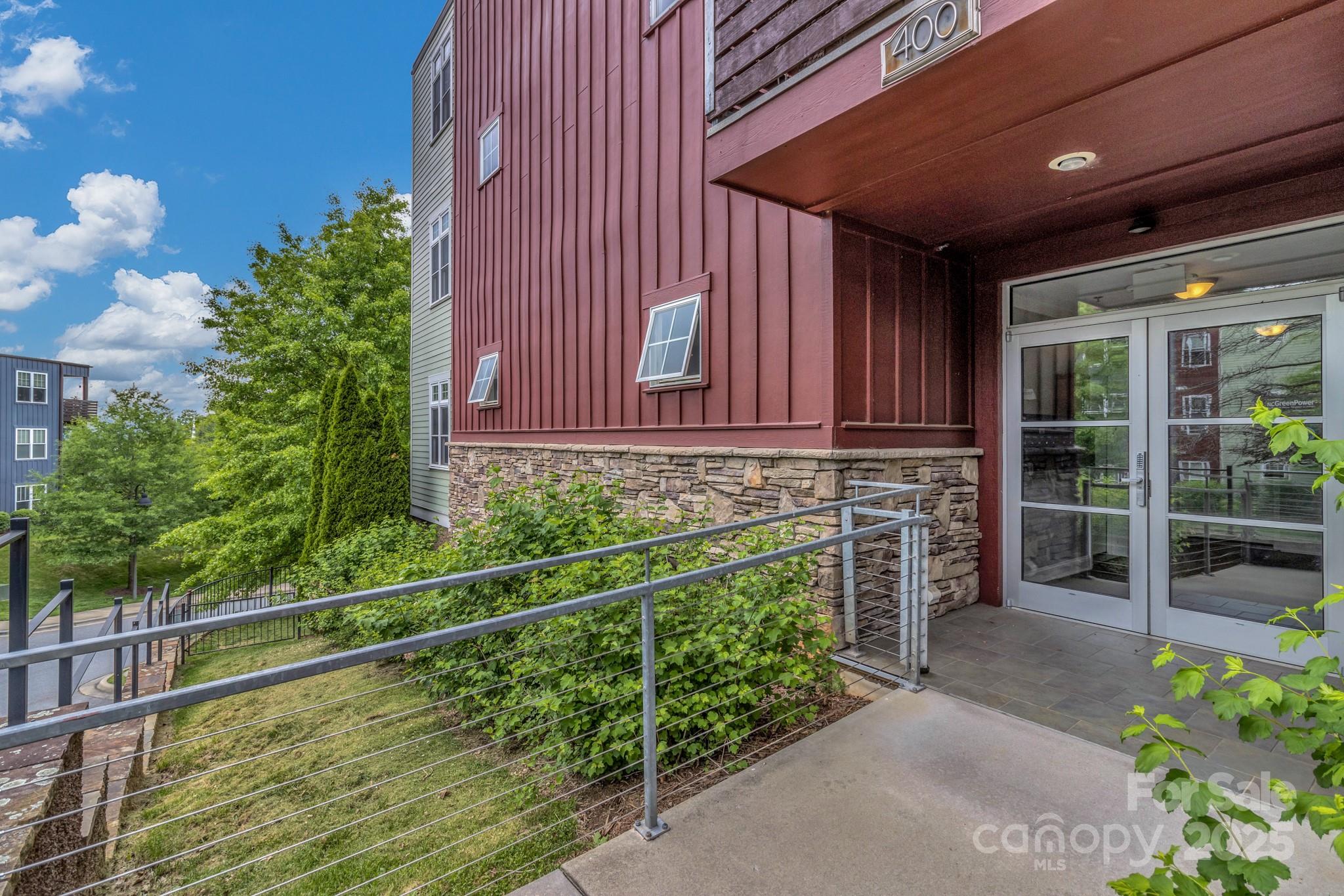 400 Skyloft Drive 102