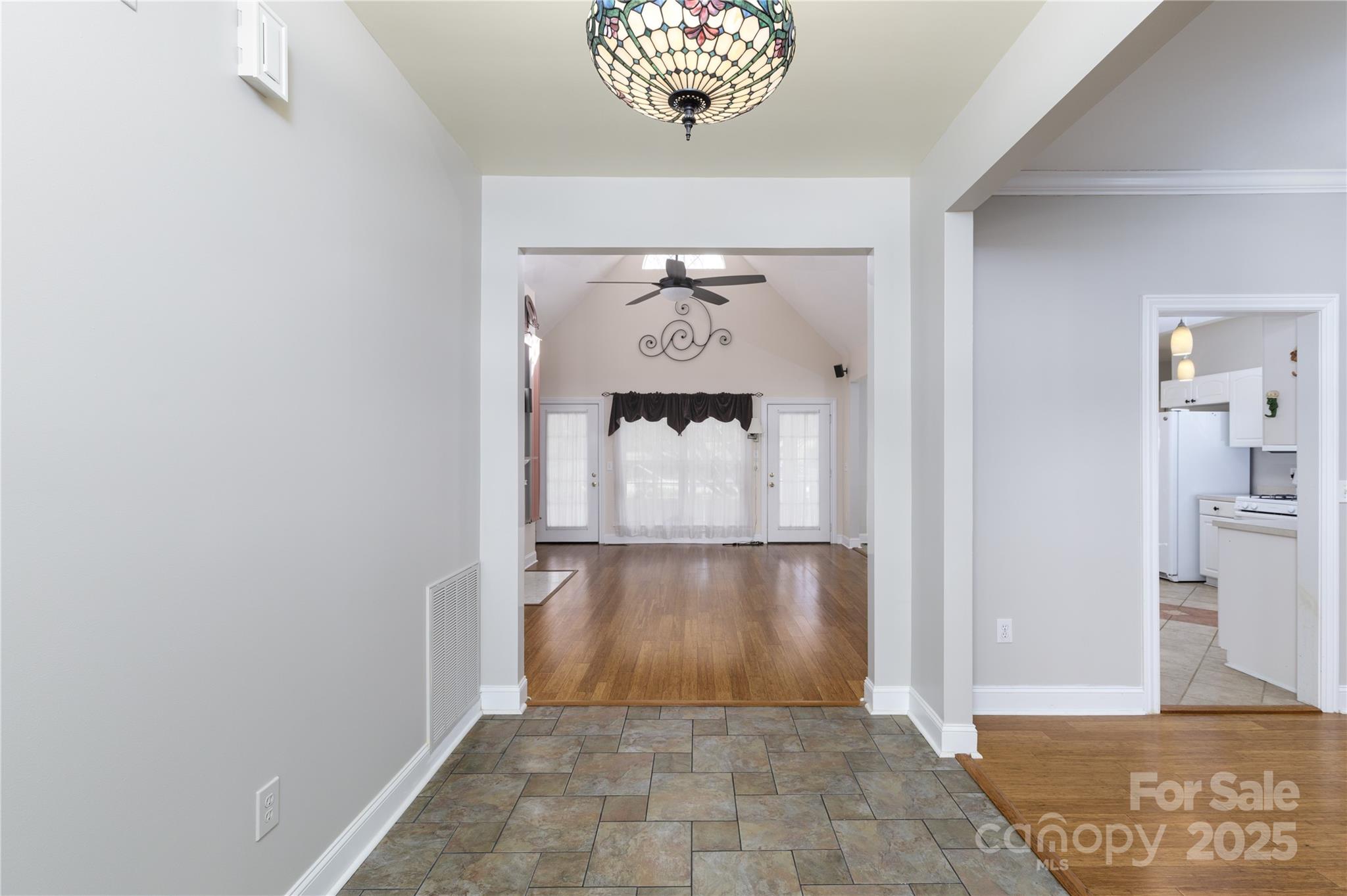 135 Greenbrier Creek Place