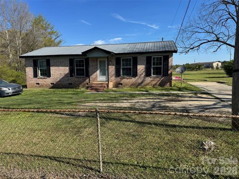 1180 W Wall Street Wadesboro NC 28170