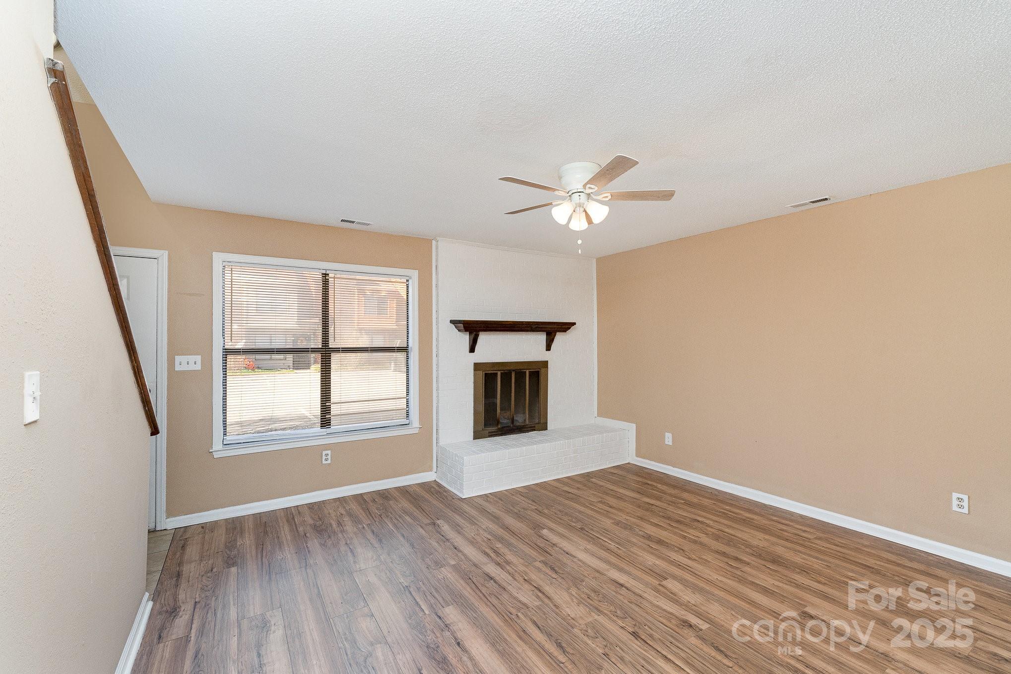 Brookside Townhouses - Residential