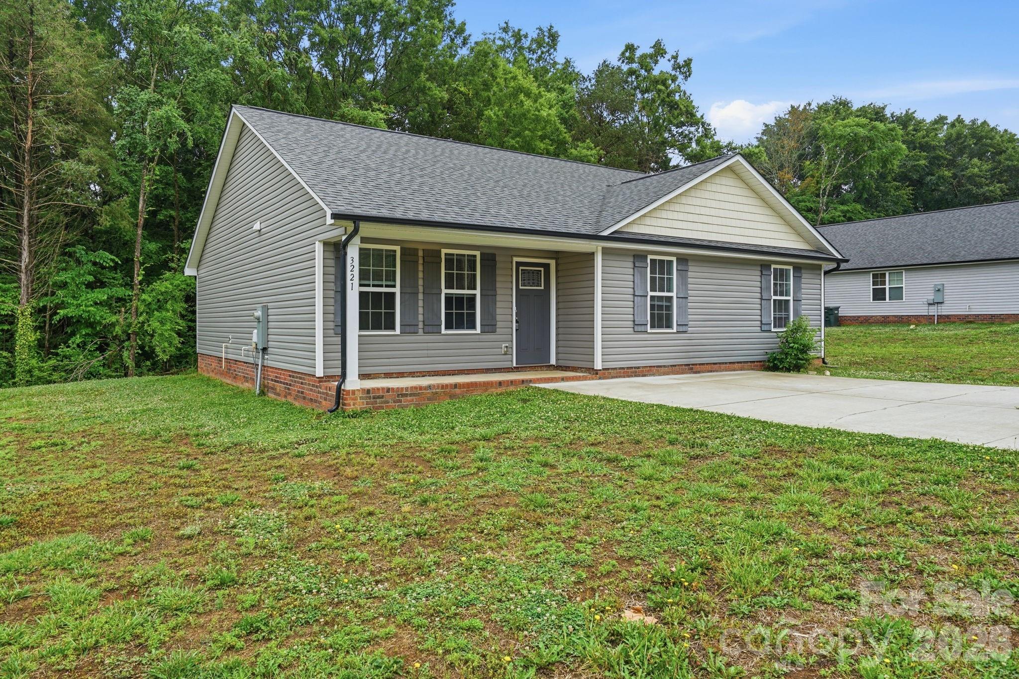 3221 Roberta Road