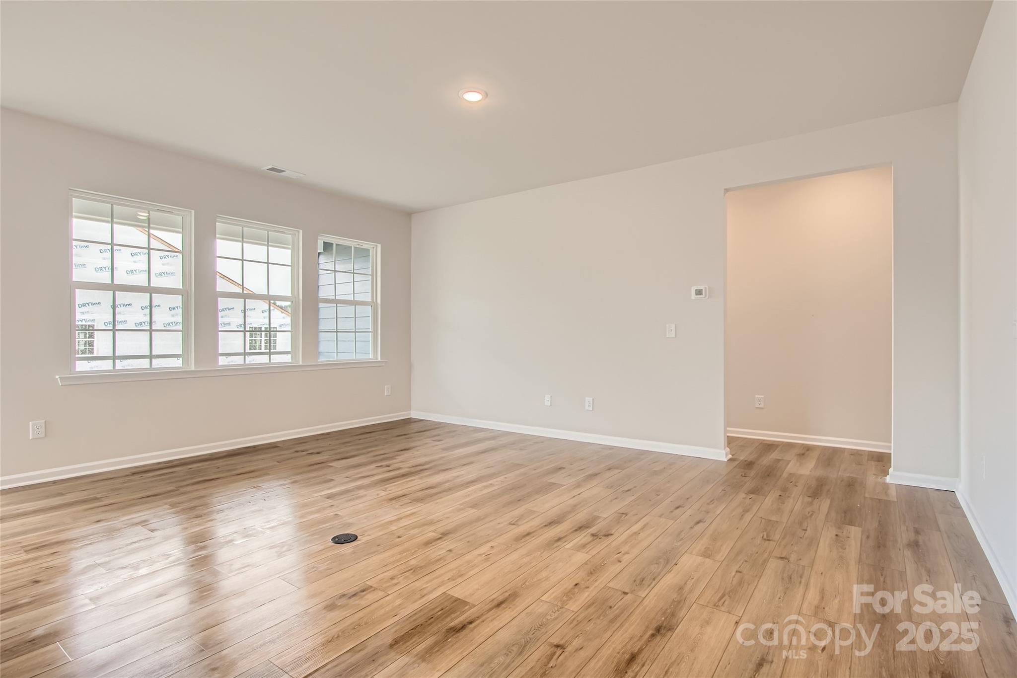 Roselyn - Residential