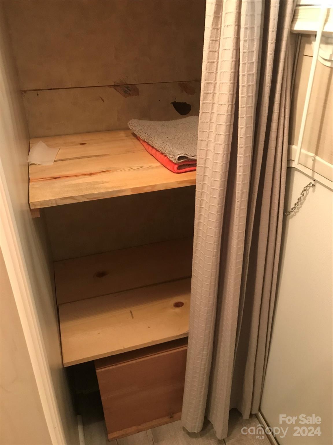 Twin Harbor - Residential