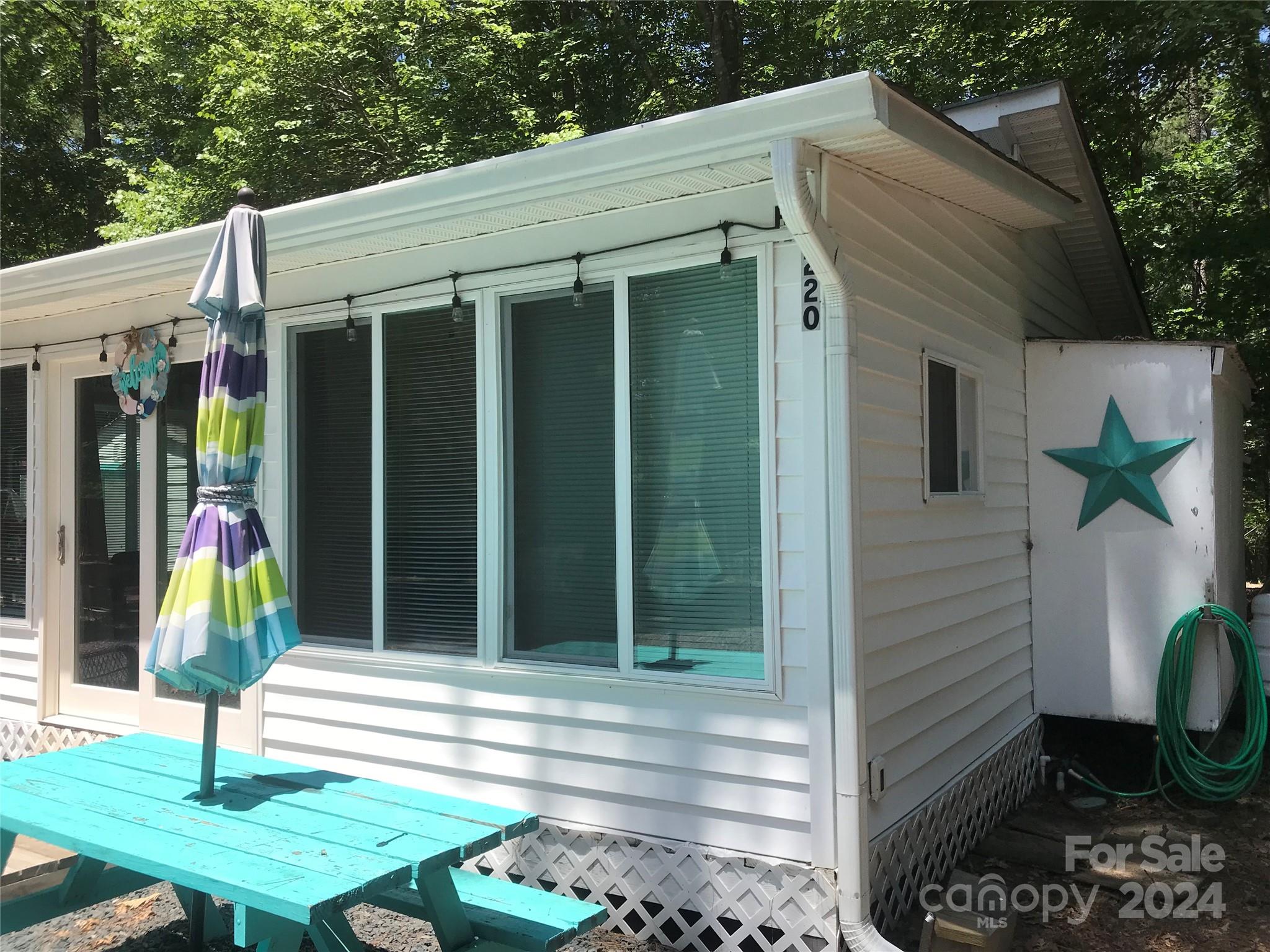 Twin Harbor - Residential