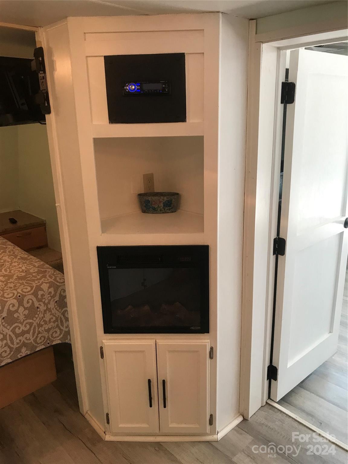 Twin Harbor - Residential