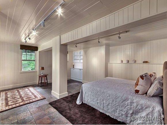 Colonial Heights - Residential