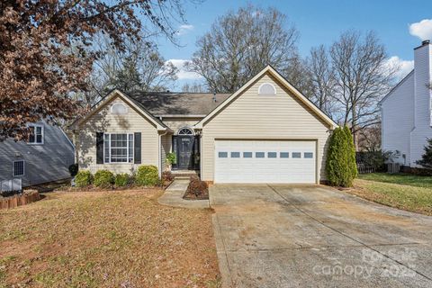 Photo of 3684 Lake Spring Avenue NW, Concord, NC 28027 (MLS # 4328361)