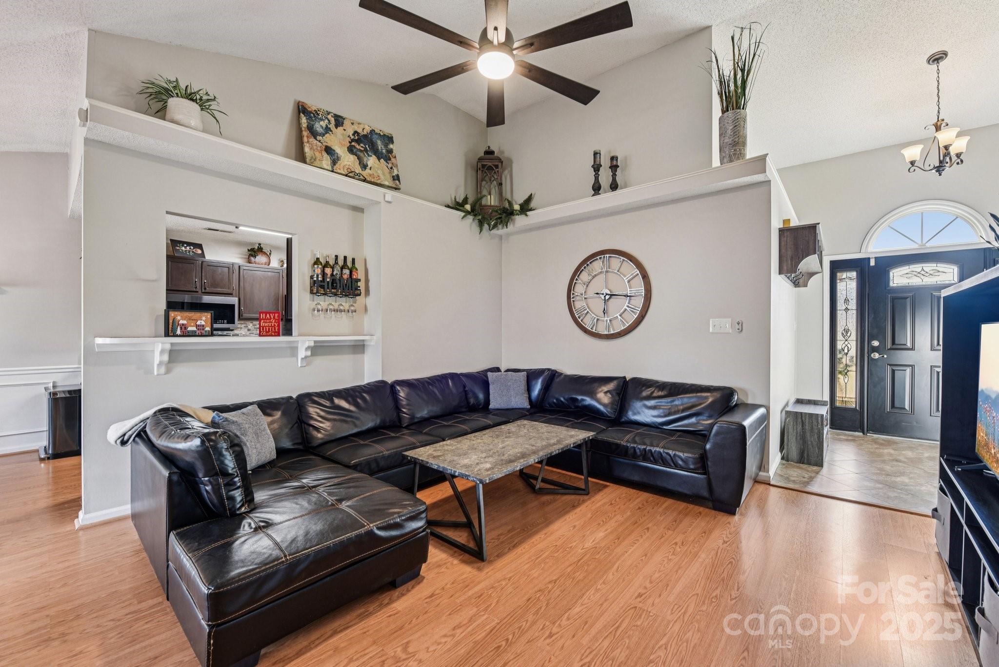 3684 Lake Spring Avenue NW