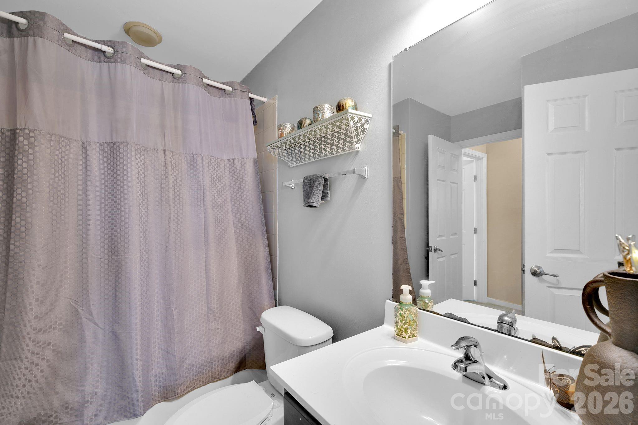 Curtis Pond - Residential