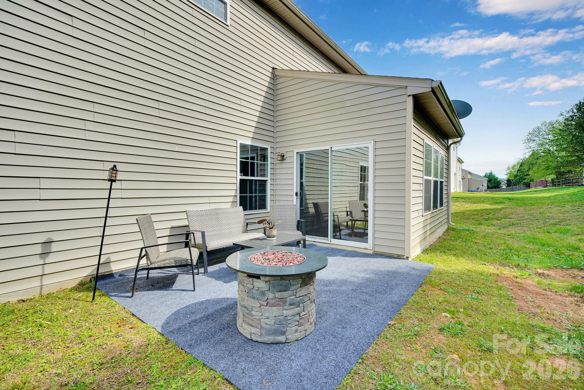 Curtis Pond - Residential