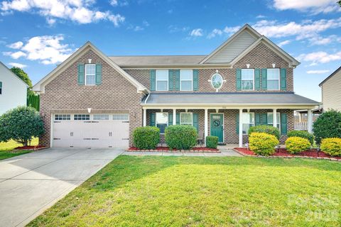 Photo of 106 Ashton Drive, Mooresville, NC 28115 (MLS # 4367844)